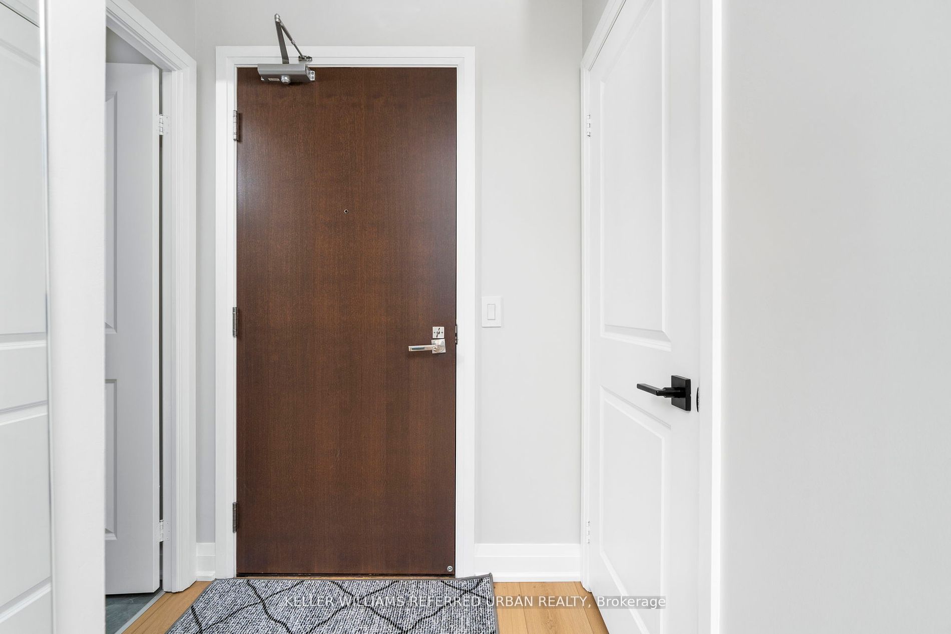 95 North Park Road PH 6, Vaughan, ON L4J 0J1 photo 5