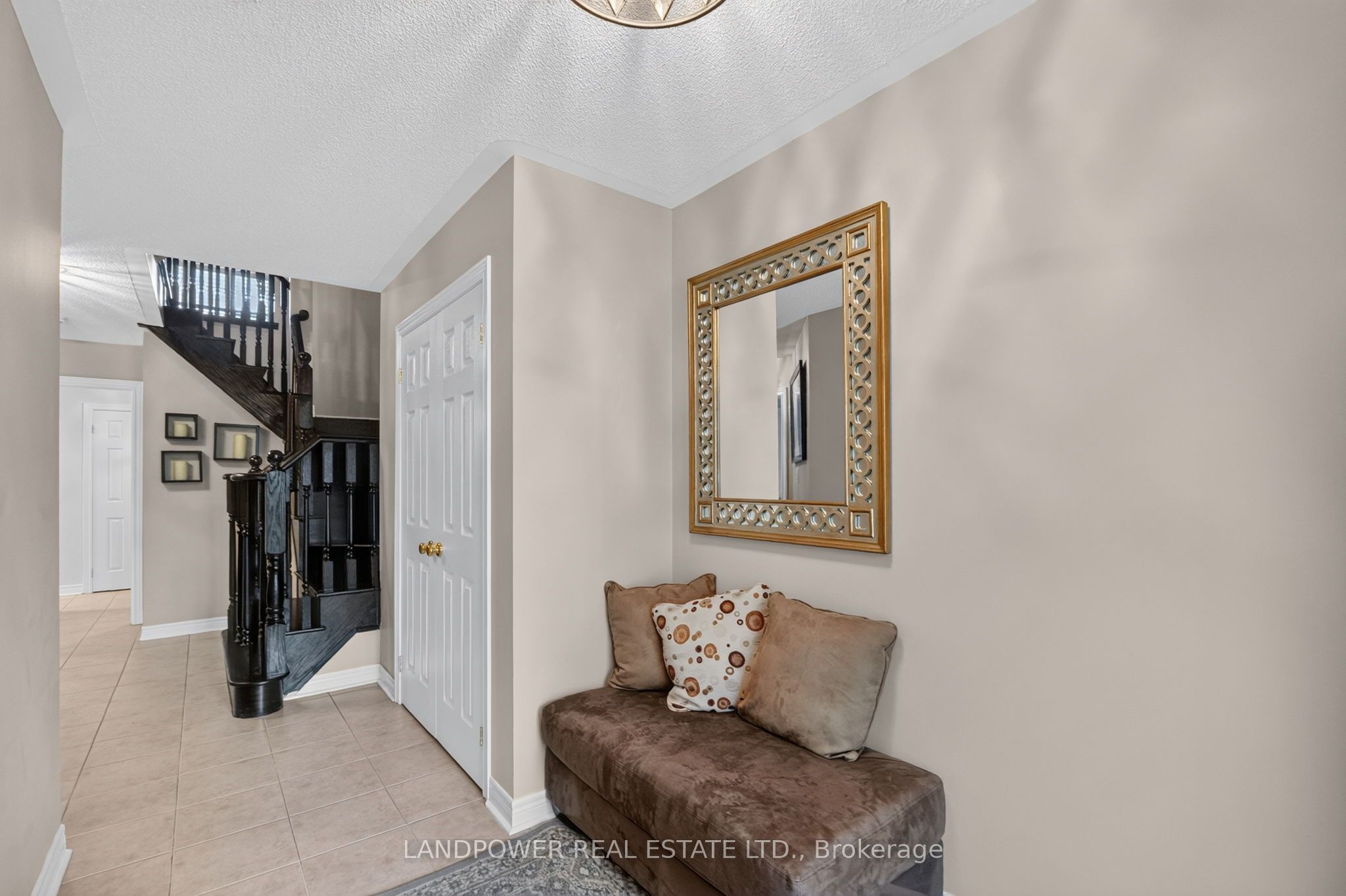 23 Donald Buttress Boulevard W, Markham, ON L6C 0J6 photo 4