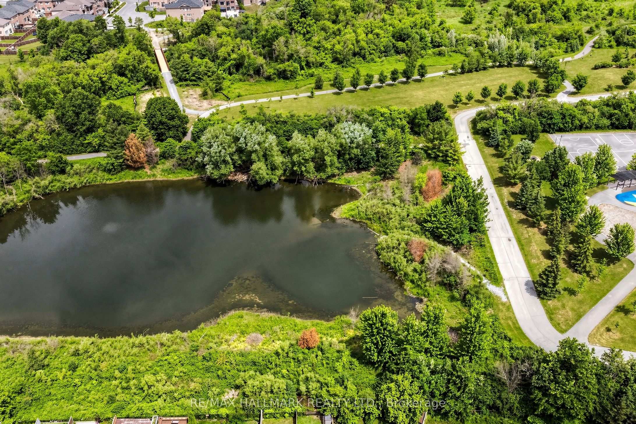 5 Bearings Avenue, Whitchurch-Stouffville, ON L4A 0W6 photo 2