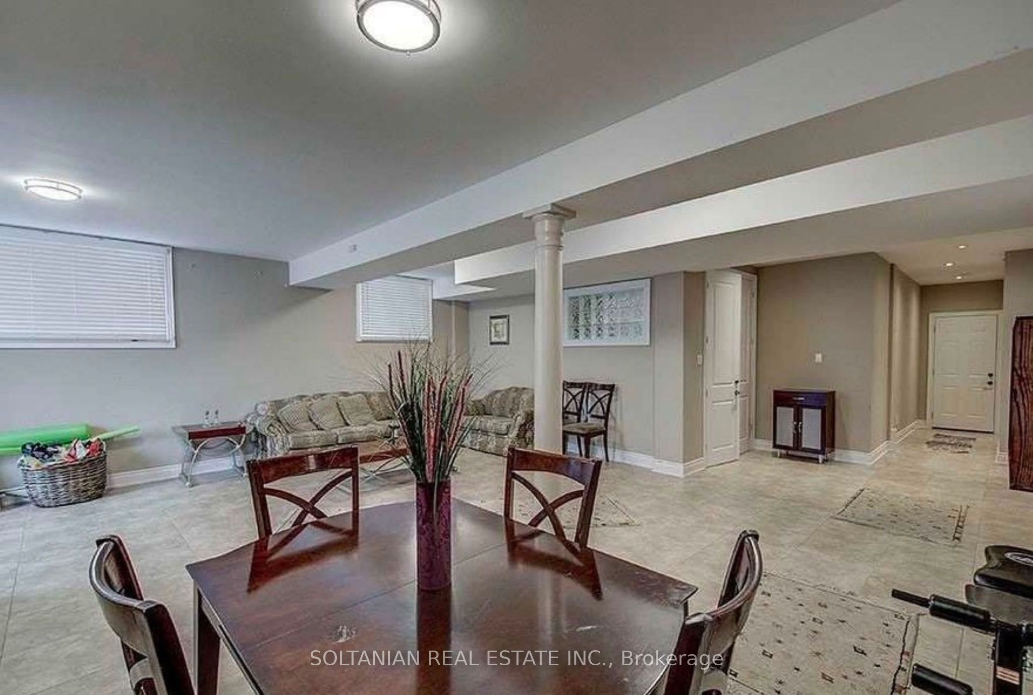 90 Grandview Avenue, Markham, ON L3T 1H4