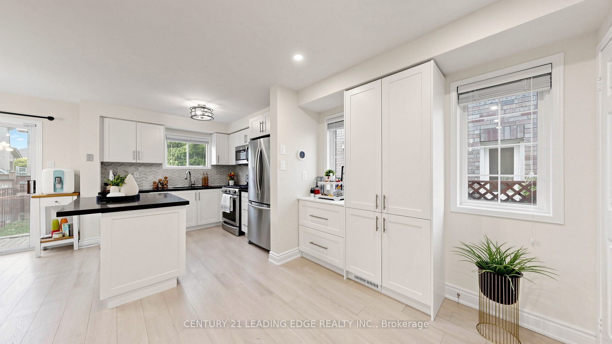 209 Kelso Crescent, Vaughan, ON L6A 2C9 photo 5