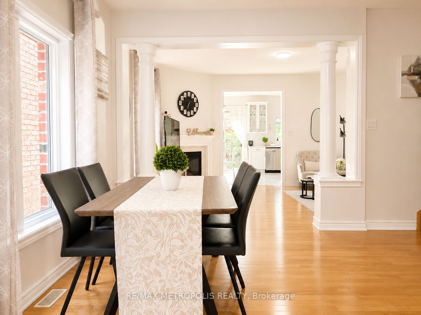 58 Lady Loretta Lane, Vaughan, ON L6A 4E9 photo 3