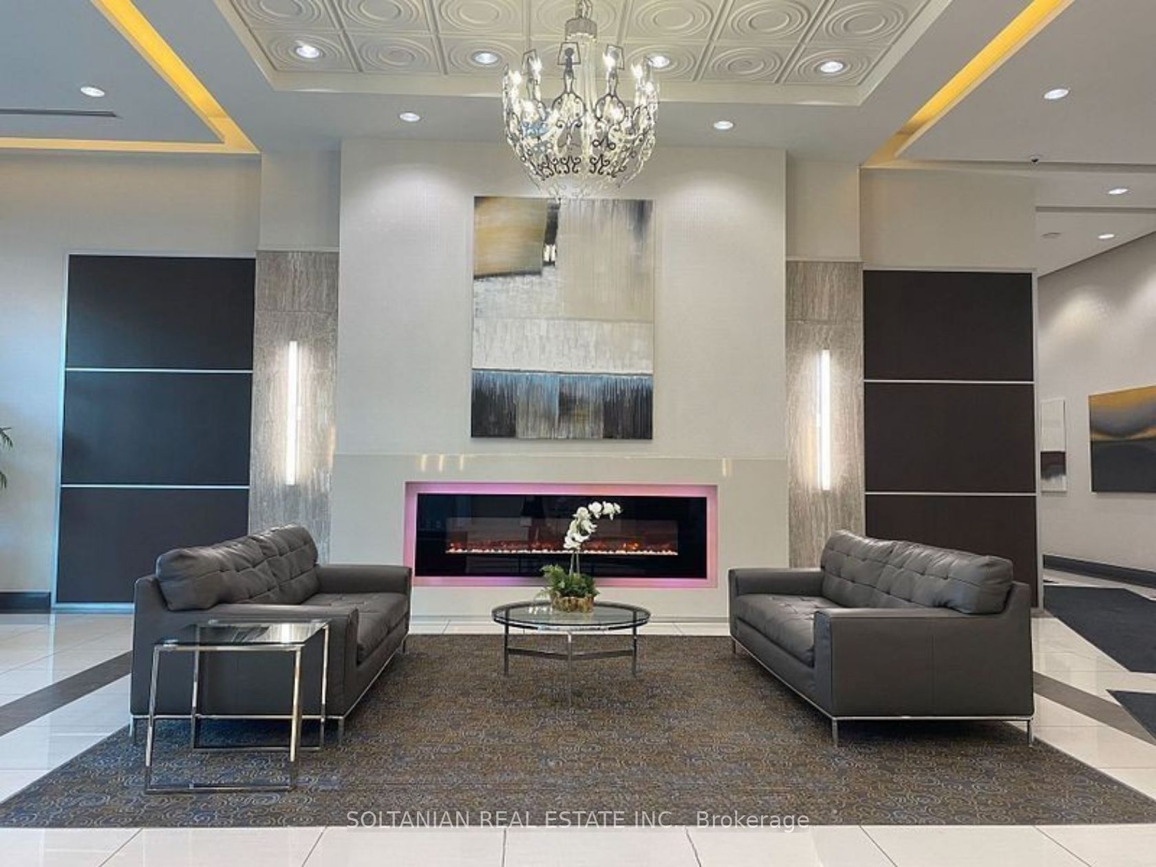 7161 Yonge Street 817, Markham, ON L3T 0C8 photo 2