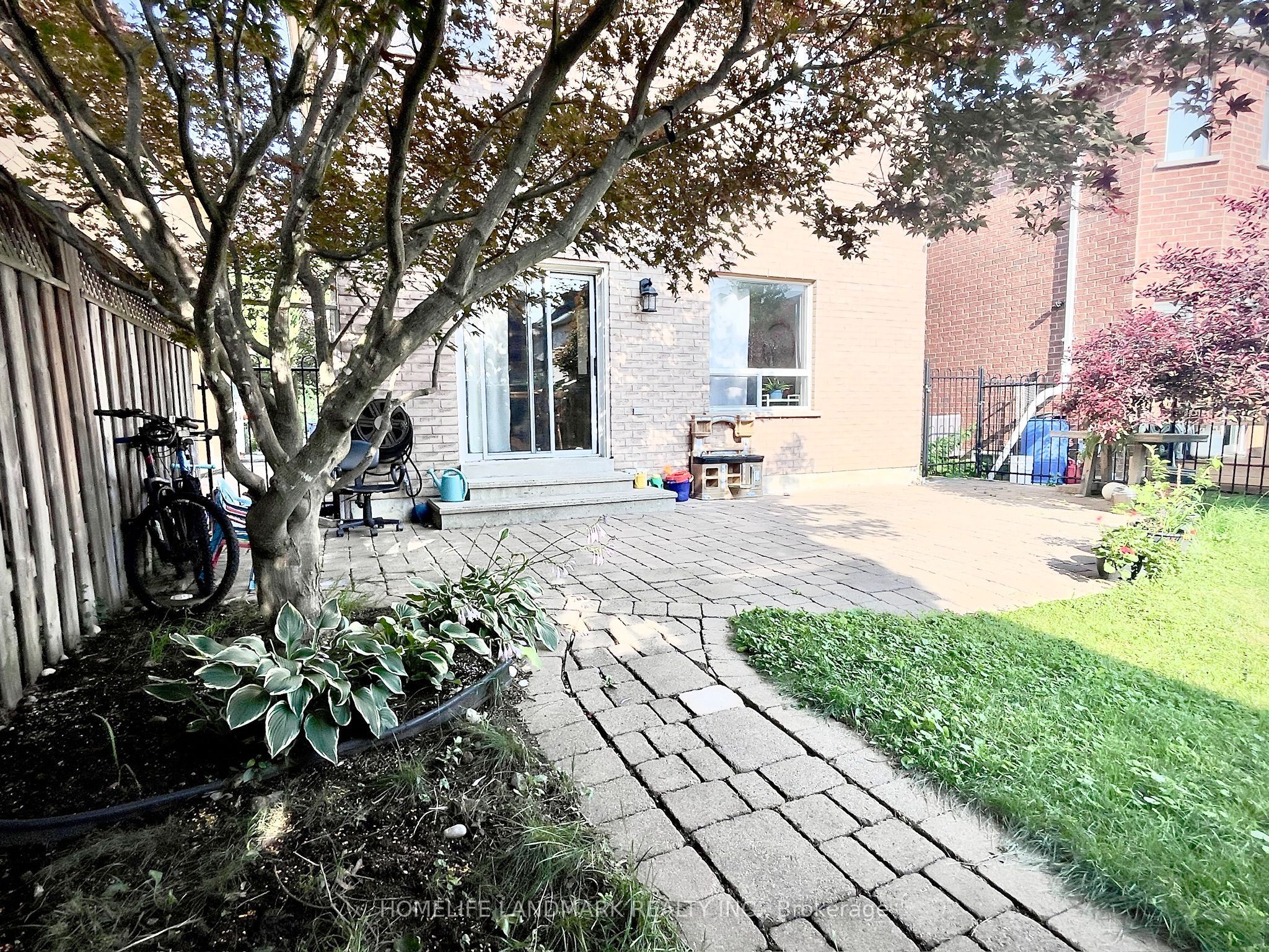 79 Jordanray Boulevard W, Newmarket, ON L3X 2P8 photo 3