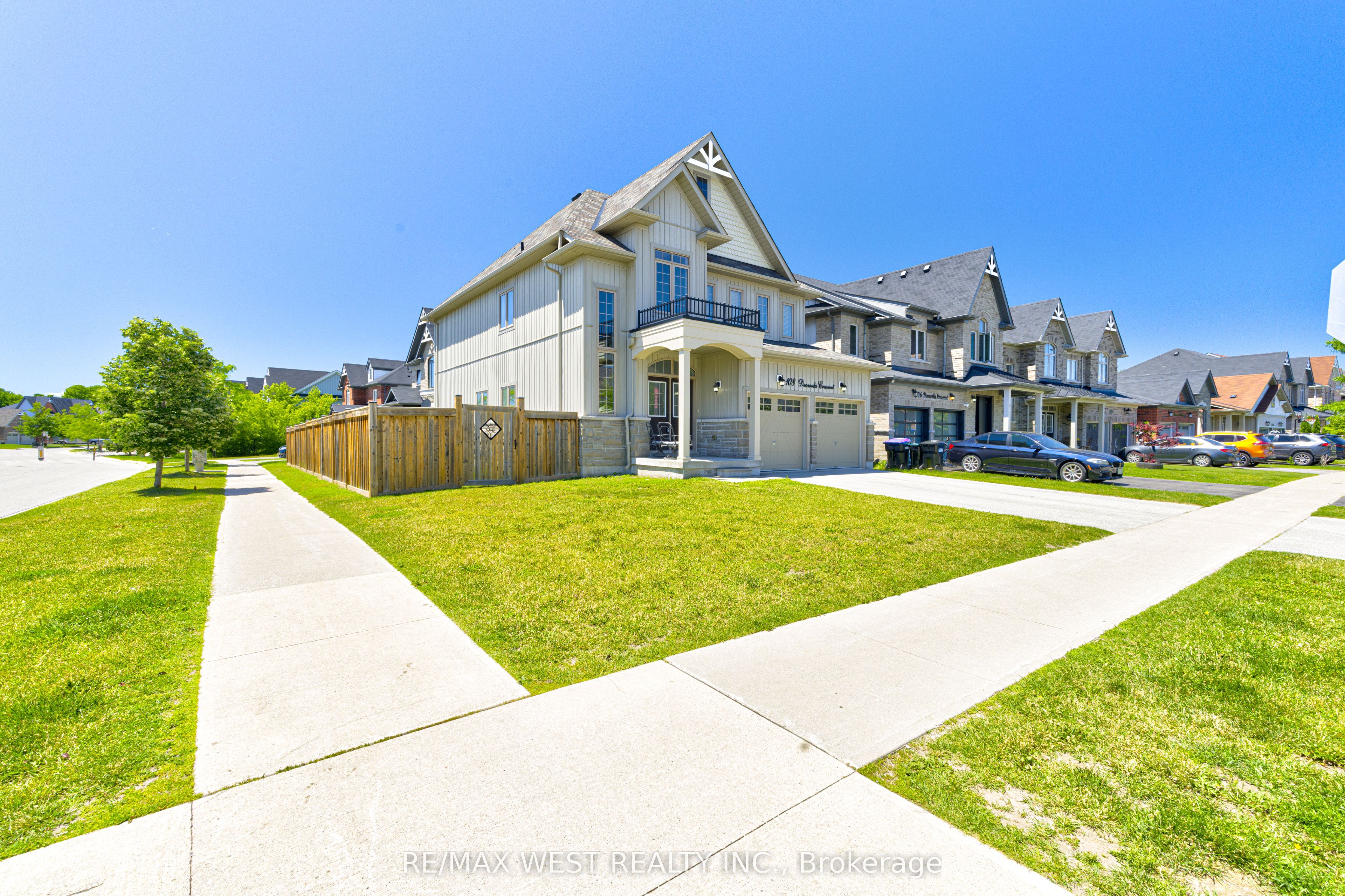 108 Decarolis Crescent, Essa, ON L0M 1B4 photo 3