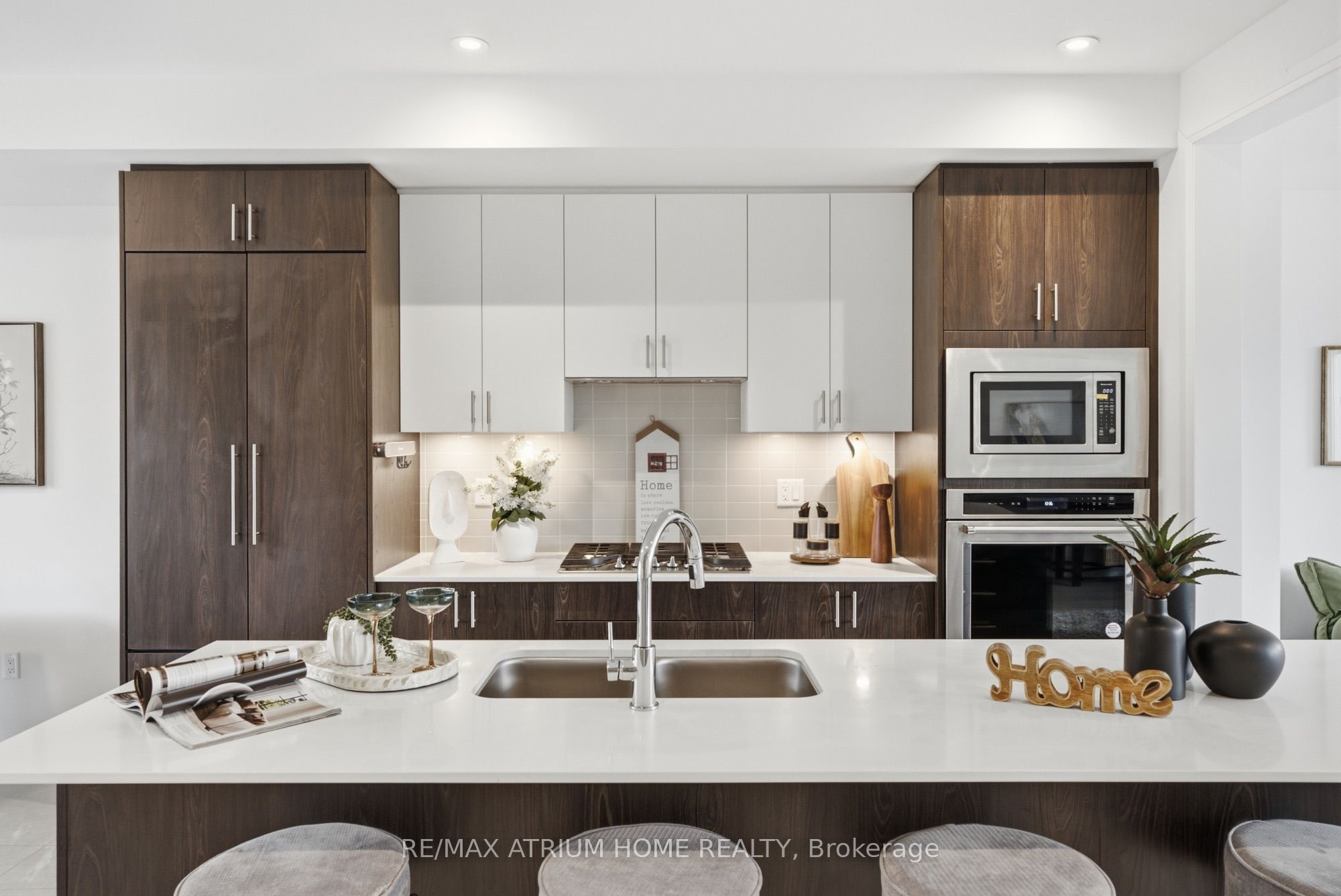 9100 Woodbine Avenue, Markham, ON L3R 0J7 photo 4