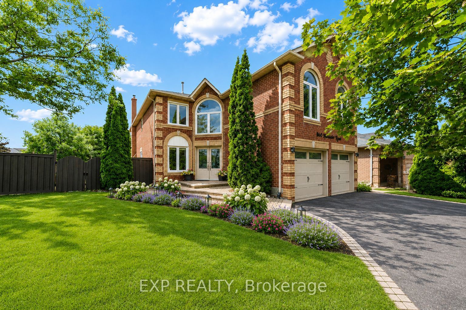 860 Hollander Road, Newmarket, ON L3Y 8G9 photo 2