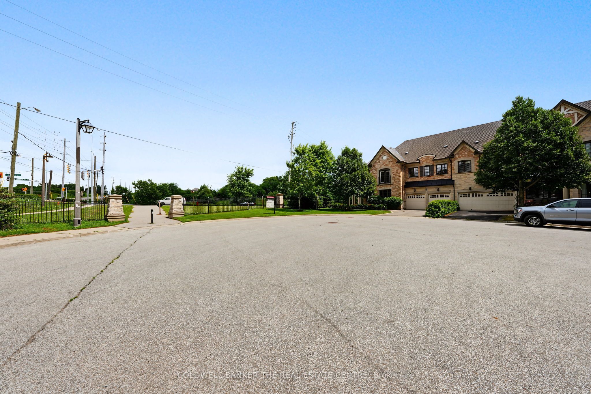 64 Jenny Thompson Court, Richmond Hill, ON L4S 0E7 photo 5