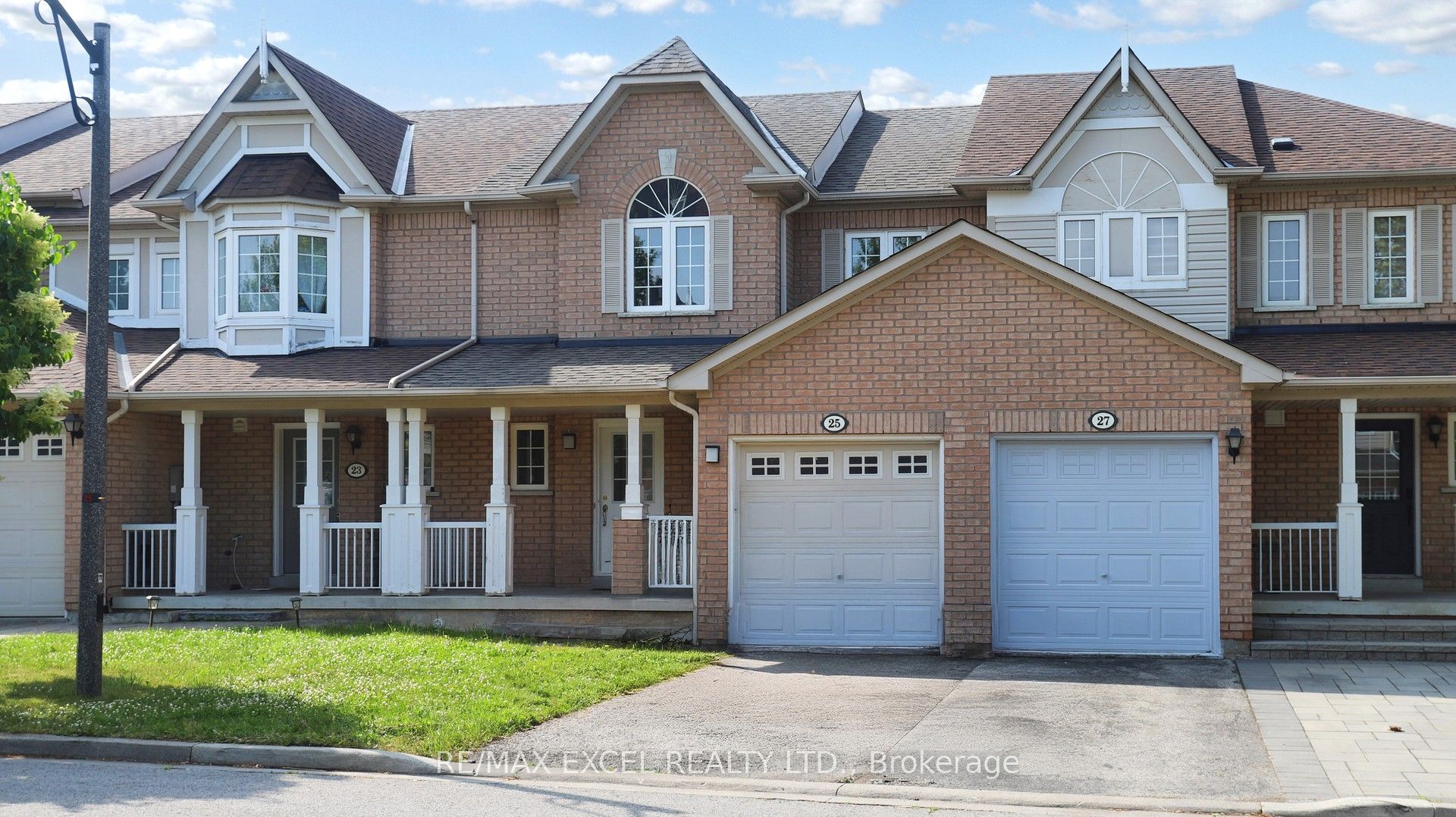 25 Autumnglen Road, Markham, ON L6E 1T8 photo 3