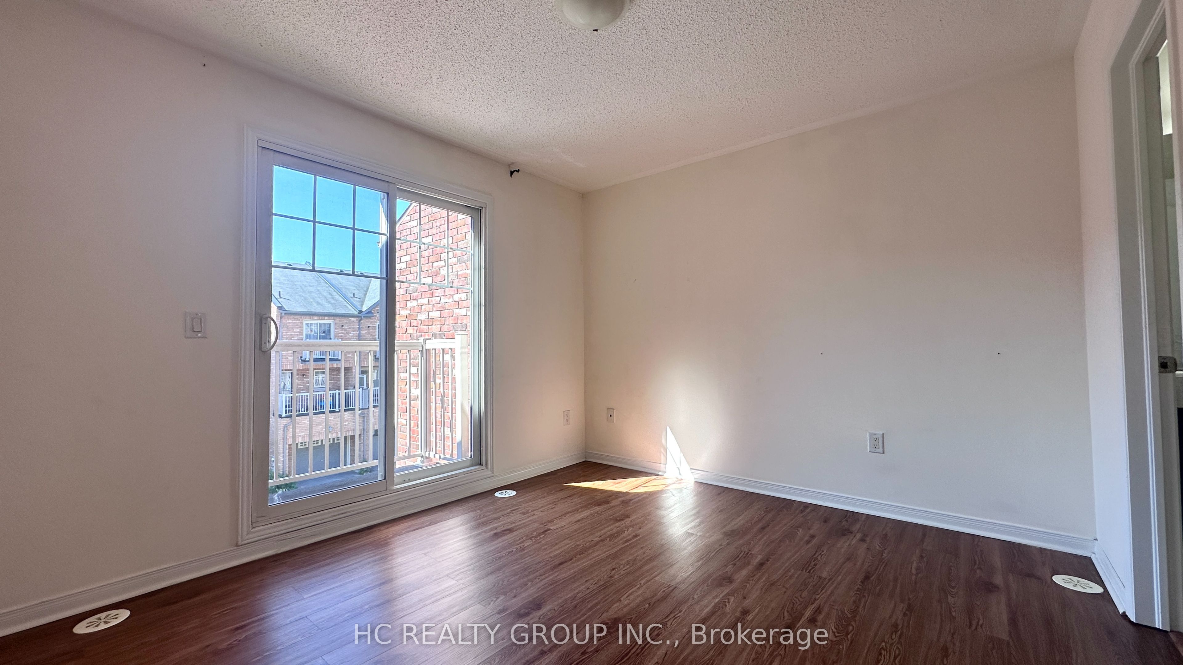 5257 Major Mackenzie Drive E, Markham, ON L6C 0N3 photo 4
