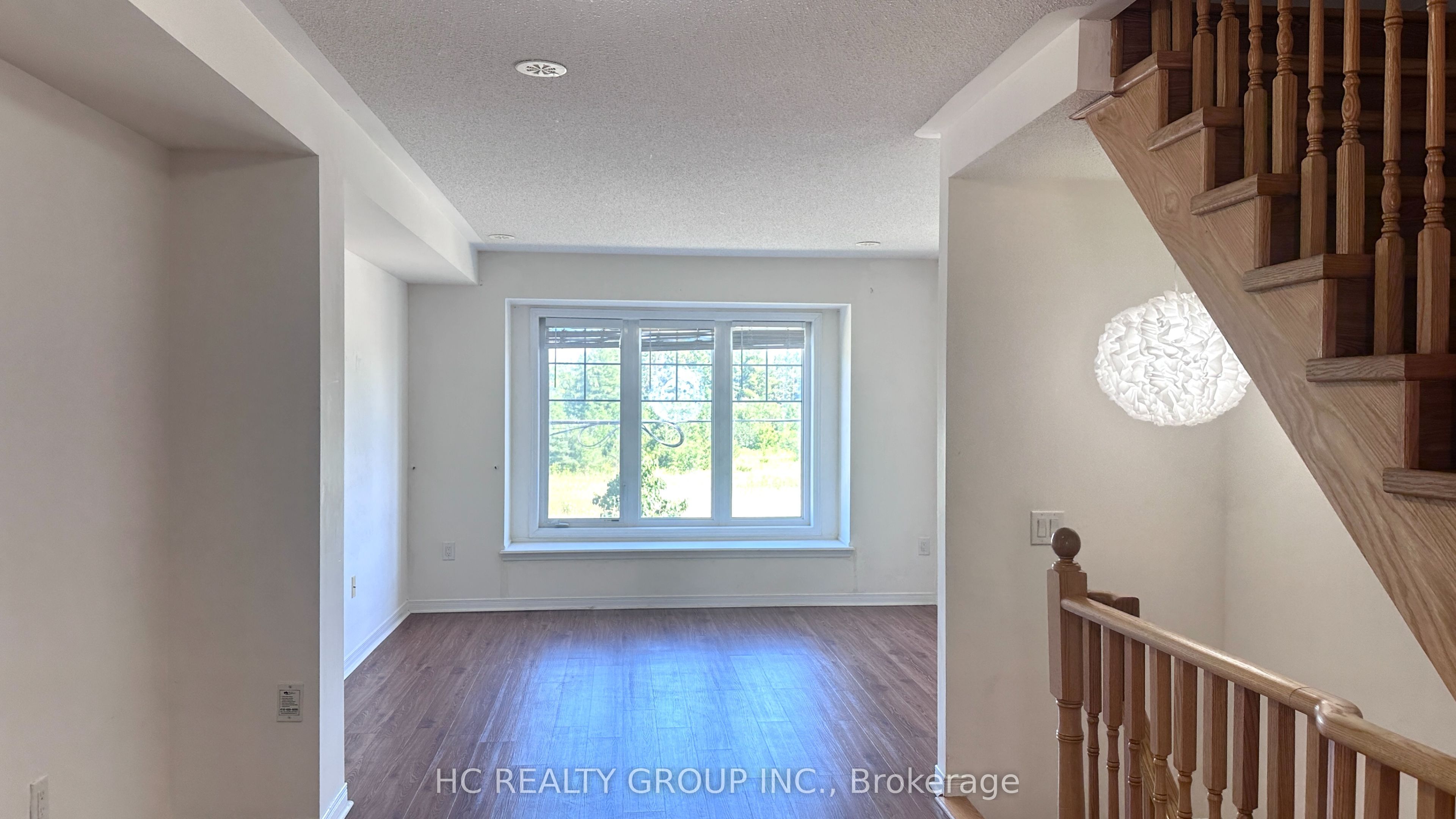 5257 Major Mackenzie Drive E, Markham, ON L6C 0N3 photo 5