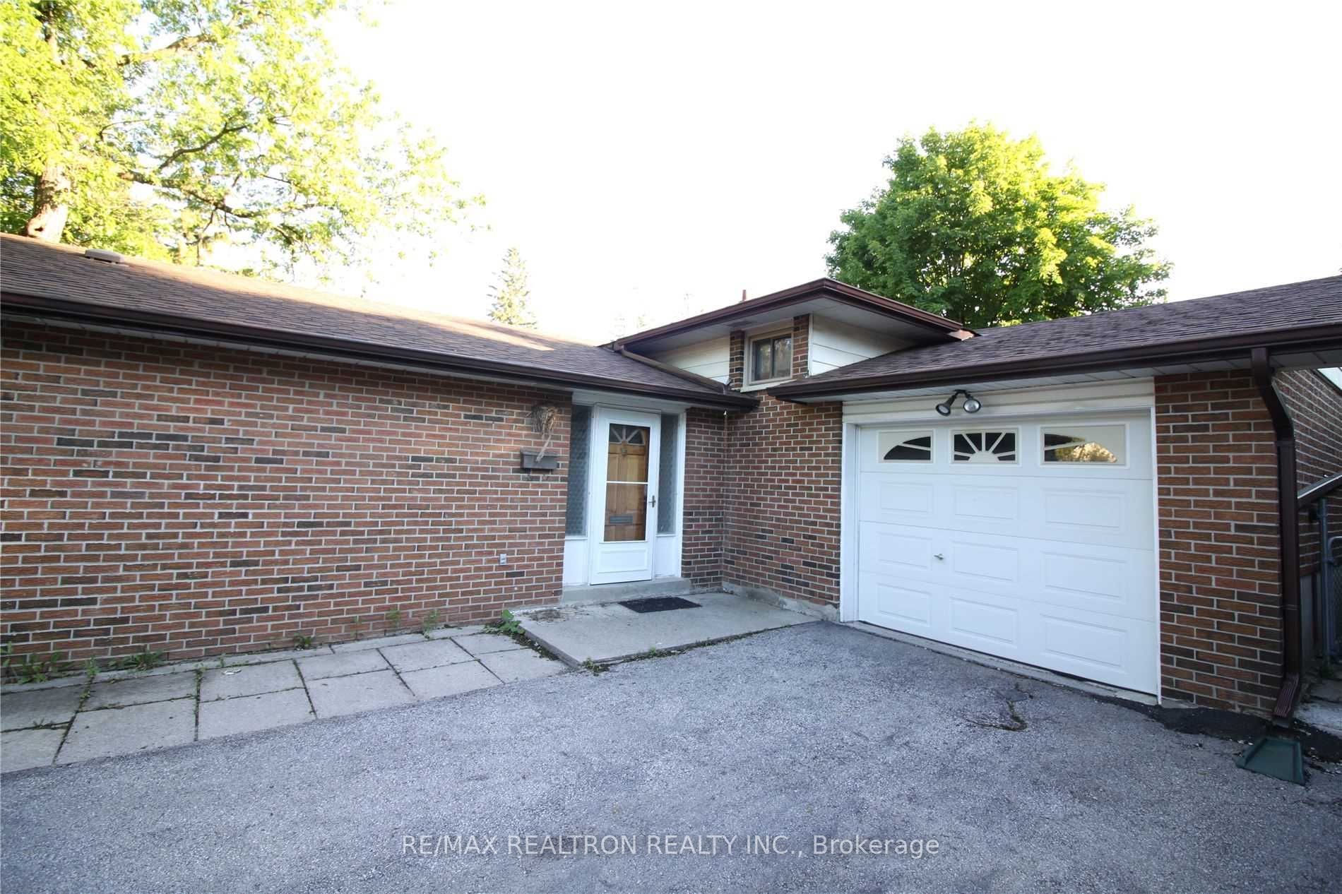 180 Church Street S, Richmond Hill, ON L4C 1W6 photo 3
