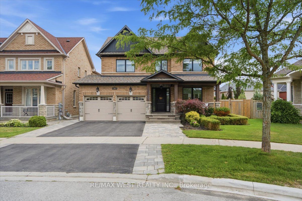 38 Shiner Drive, Richmond Hill, ON L4E 0C3 photo 2