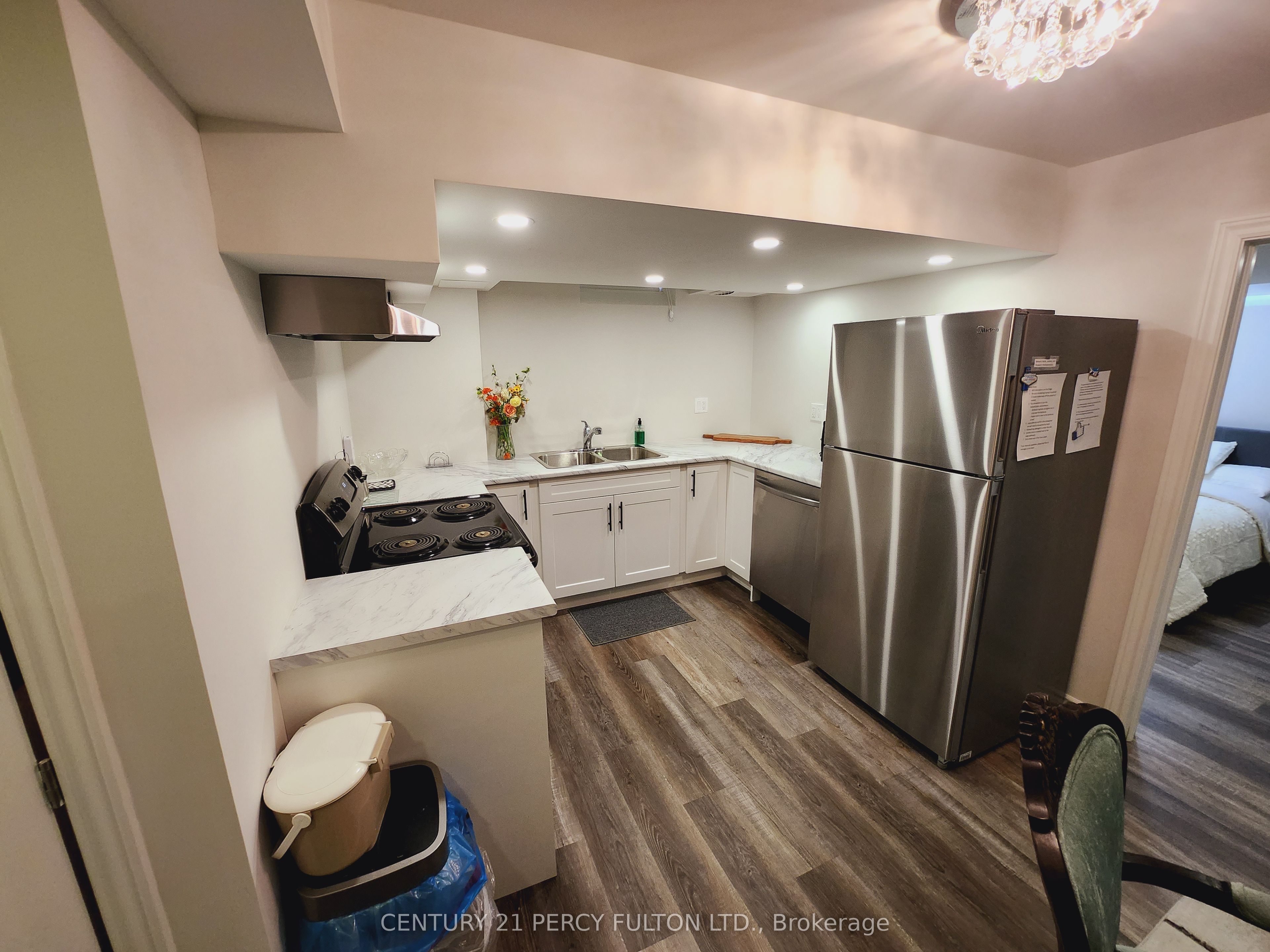 141 Rizal Avenue, Markham, ON L6B 0E7 photo 4