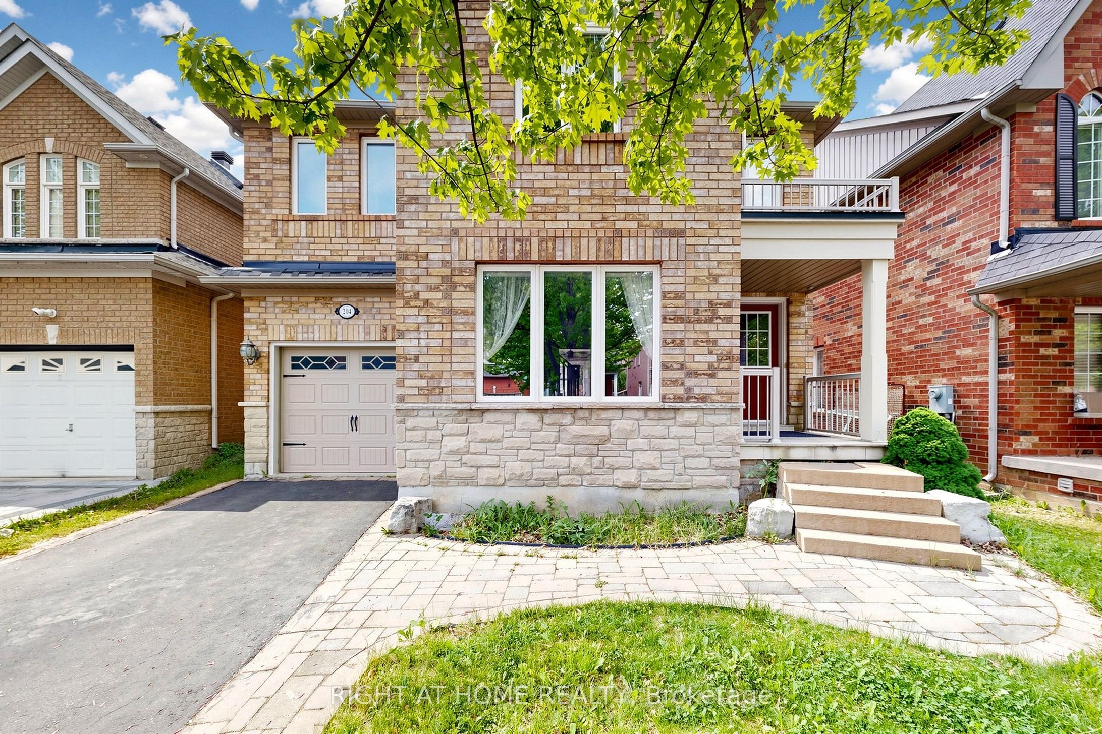 204 Everett Street, Markham, ON L6E 1H2 photo 3