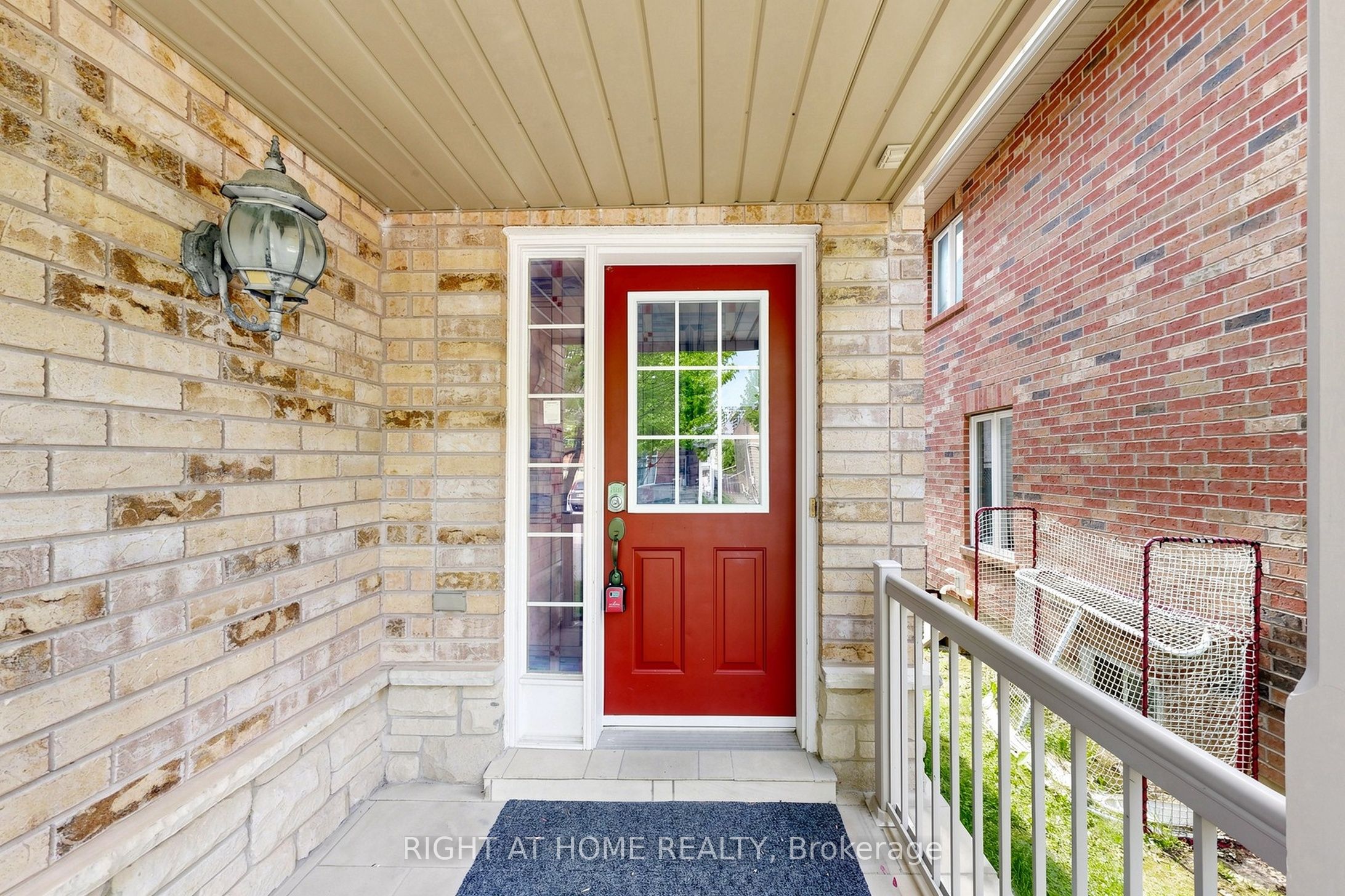 204 Everett Street, Markham, ON L6E 1H2 photo 4