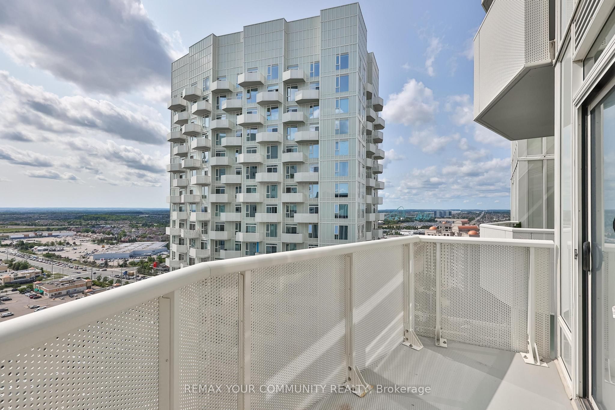 474 Caldari Road 2302, Vaughan, ON L4K 0R5 photo 5