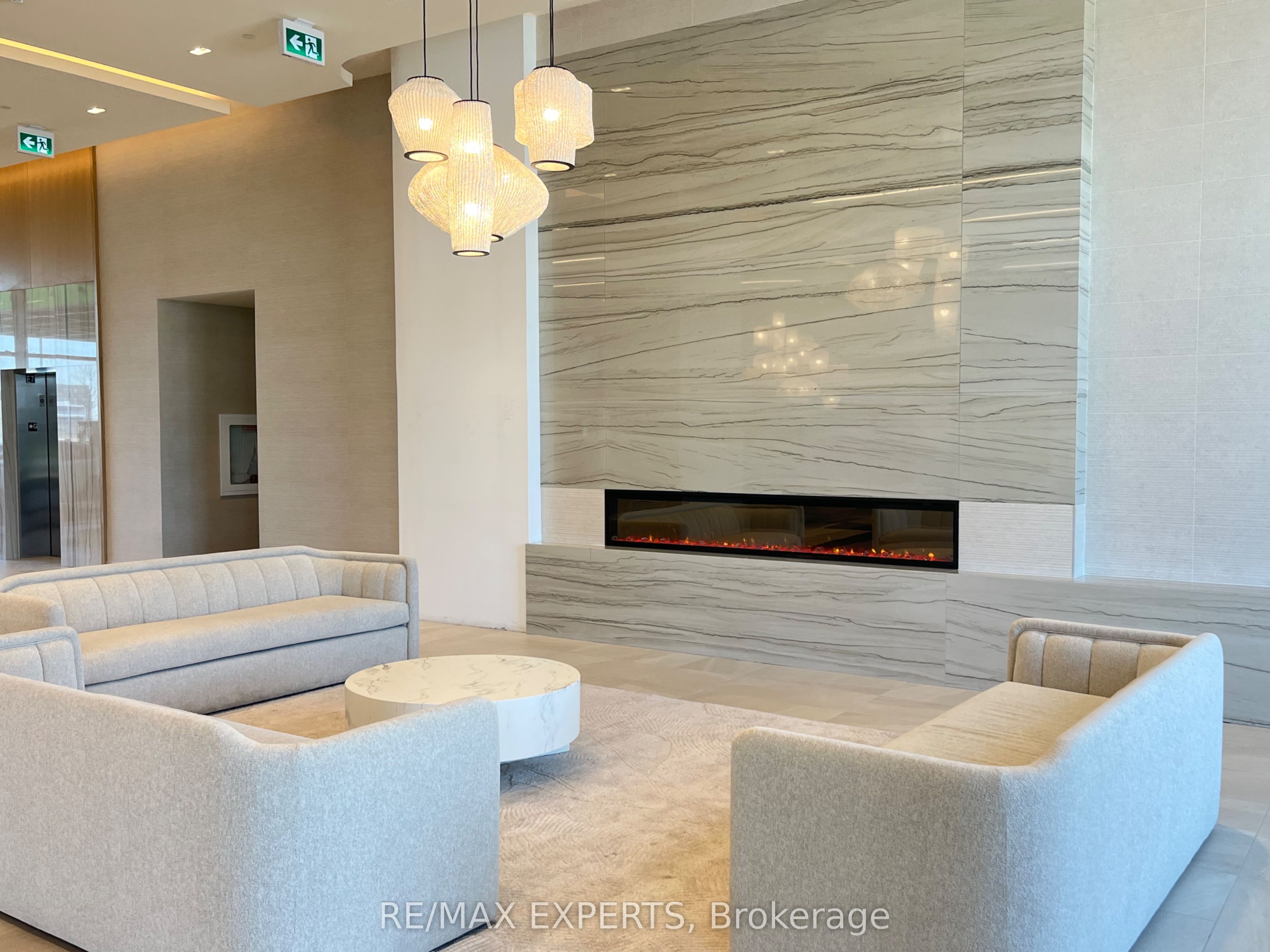 8960 Jane Street 1719, Vaughan, ON L4K 0N9 photo 3