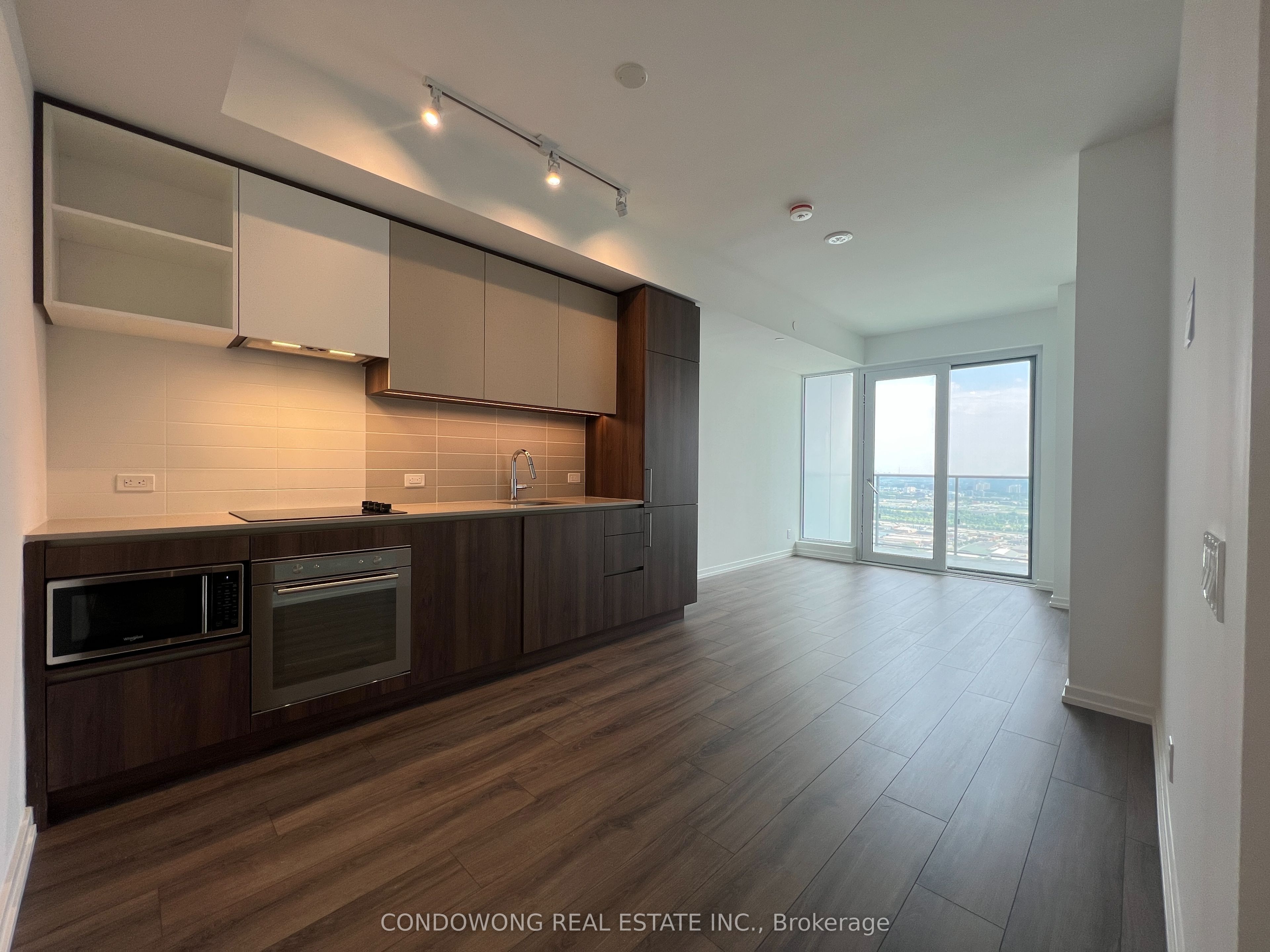 7890 Jane Street 4601, Vaughan, ON L4K 0K9