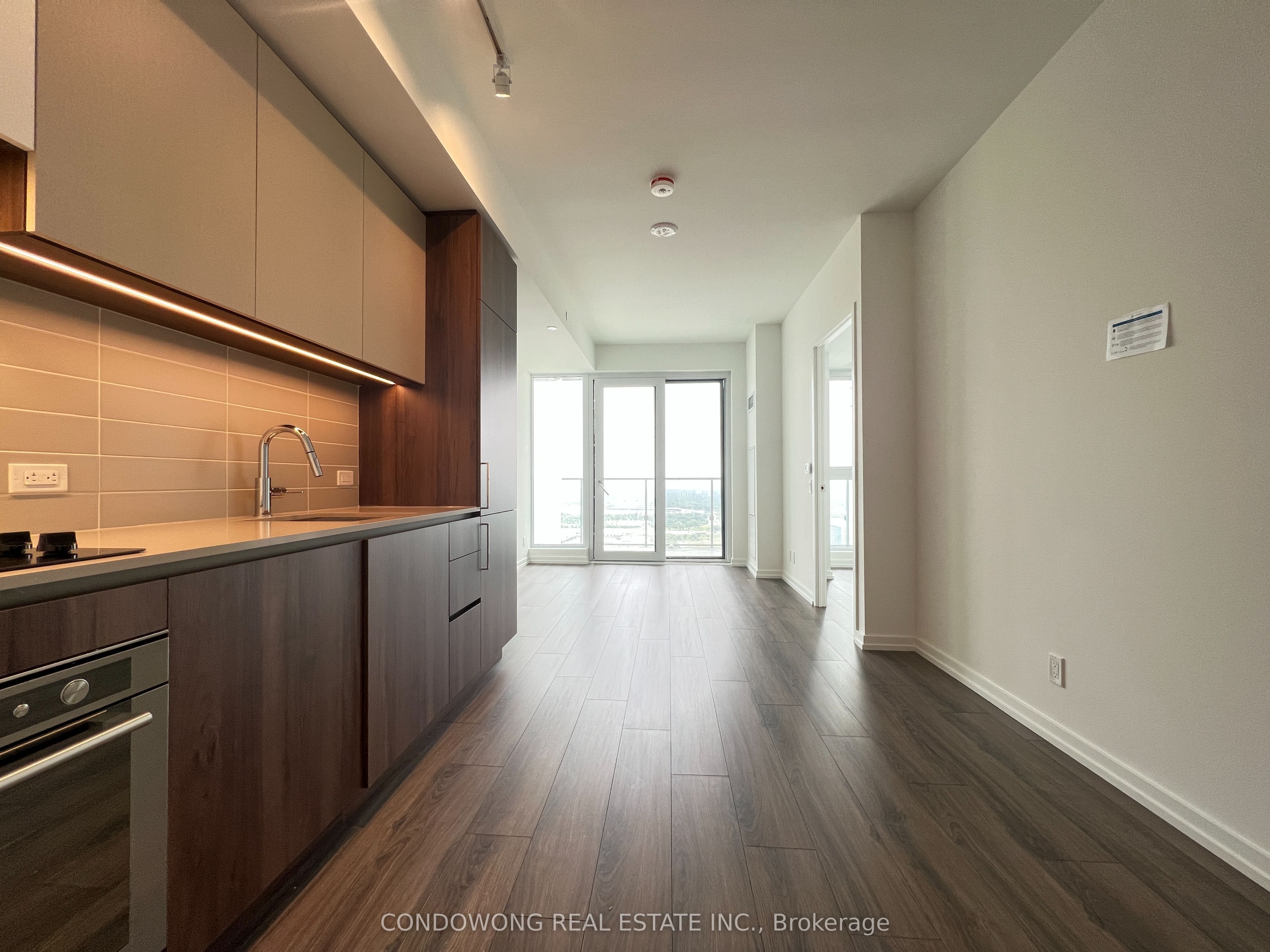 7890 Jane Street 4601, Vaughan, ON L4K 0K9 photo 2