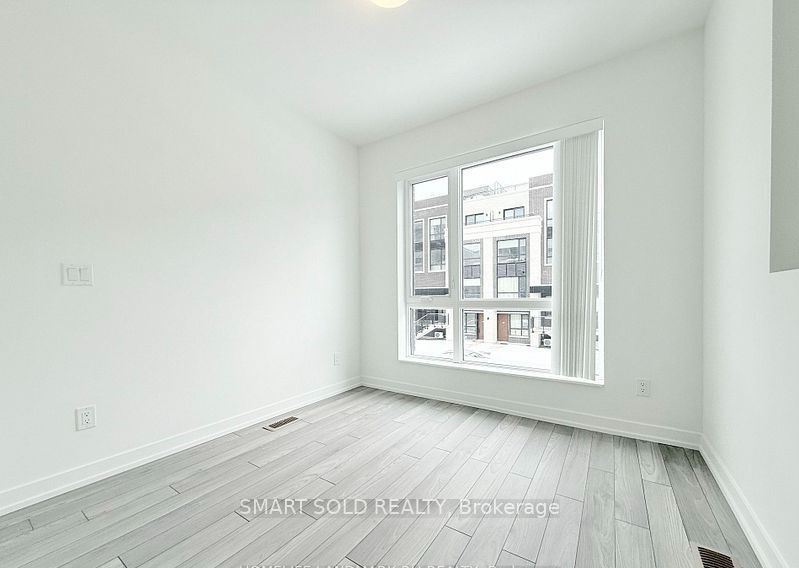 8 Walder Lane 109, Richmond Hill, ON L4S 0P7 photo 2