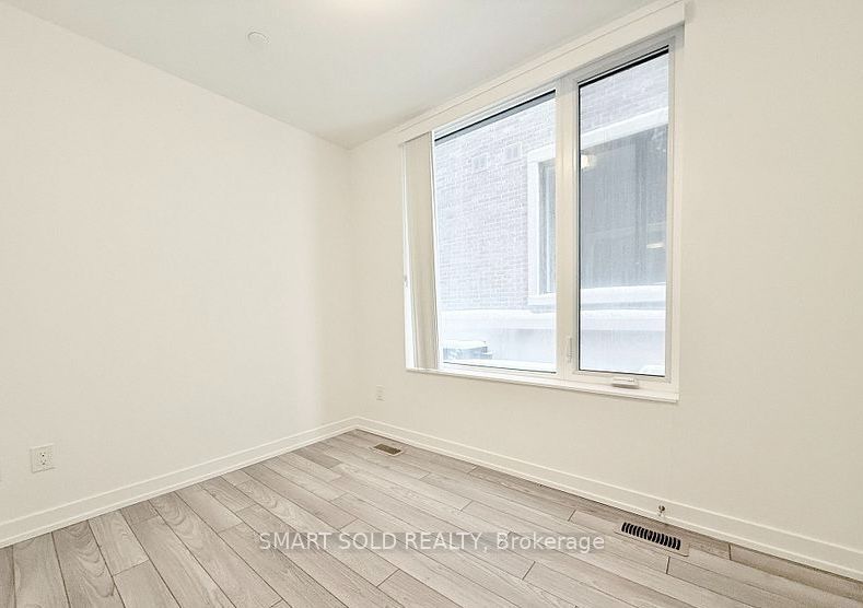 8 Walder Lane 109, Richmond Hill, ON L4S 0P7 photo 3