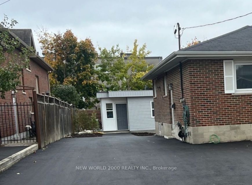 55 Rainbow Drive Apt A, Vaughan, ON L4L 2K3 photo 3