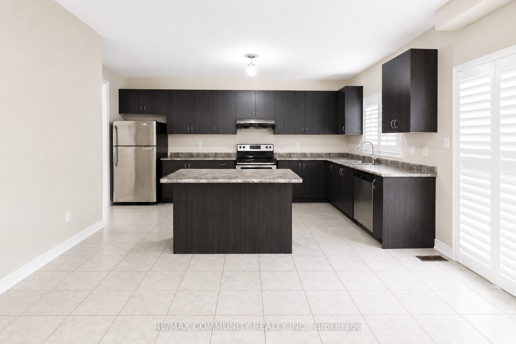 1423 Lormel Gate Avenue, Innisfil, ON L0L 1W0 photo 5