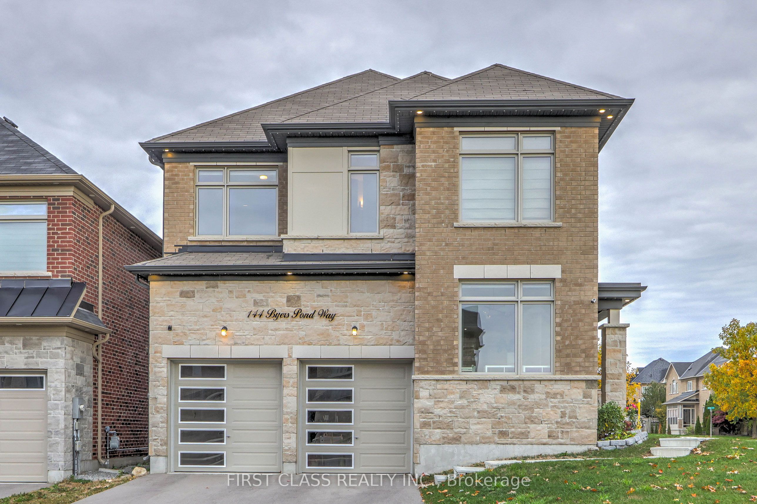 144 Byers Pond Way, Whitchurch-Stouffville, ON L4A 4X3 photo 3