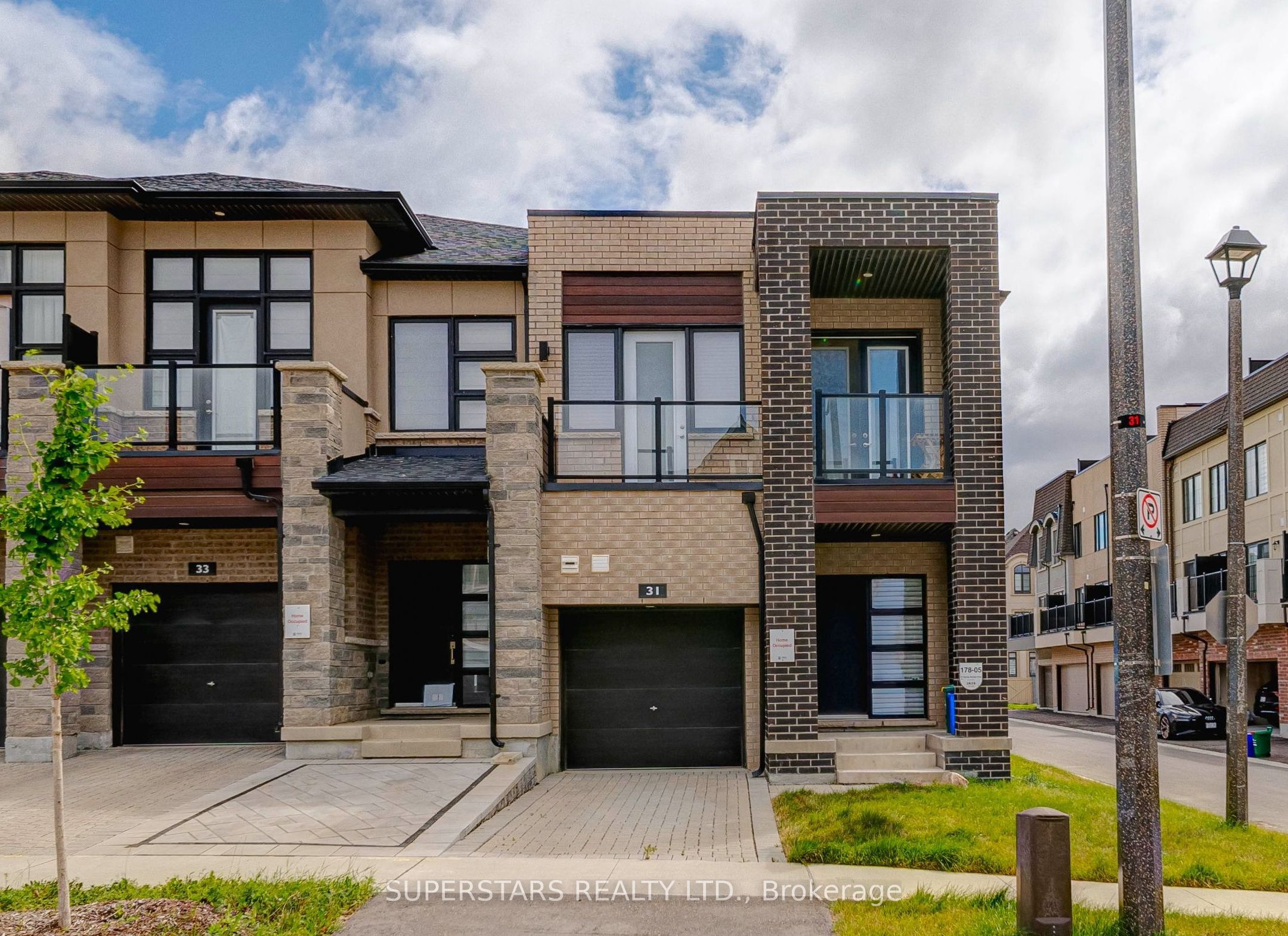 31 Harvey Bunker Crescent, Markham, ON L6C 3K3