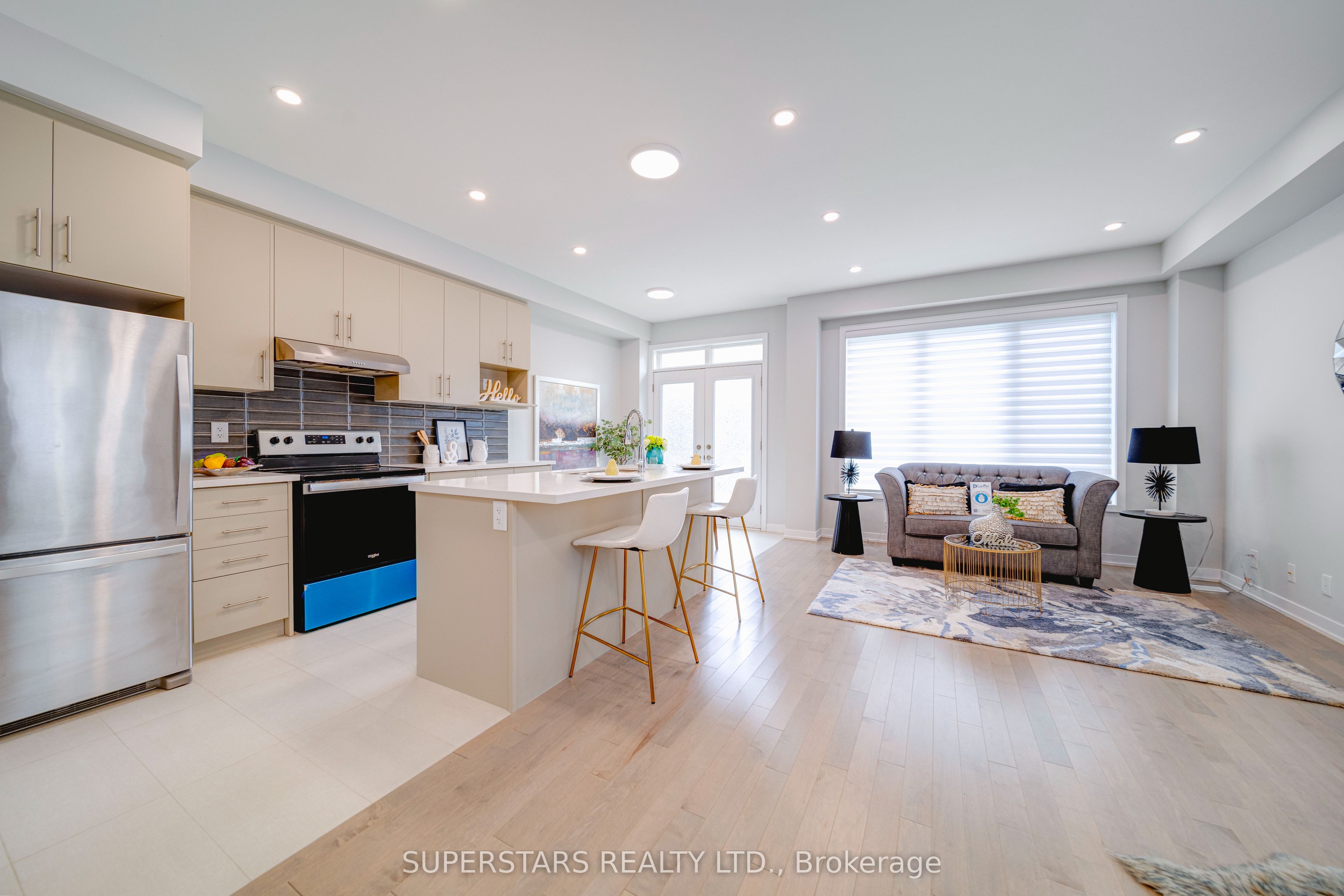 31 Harvey Bunker Crescent, Markham, ON L6C 3K3 photo 4