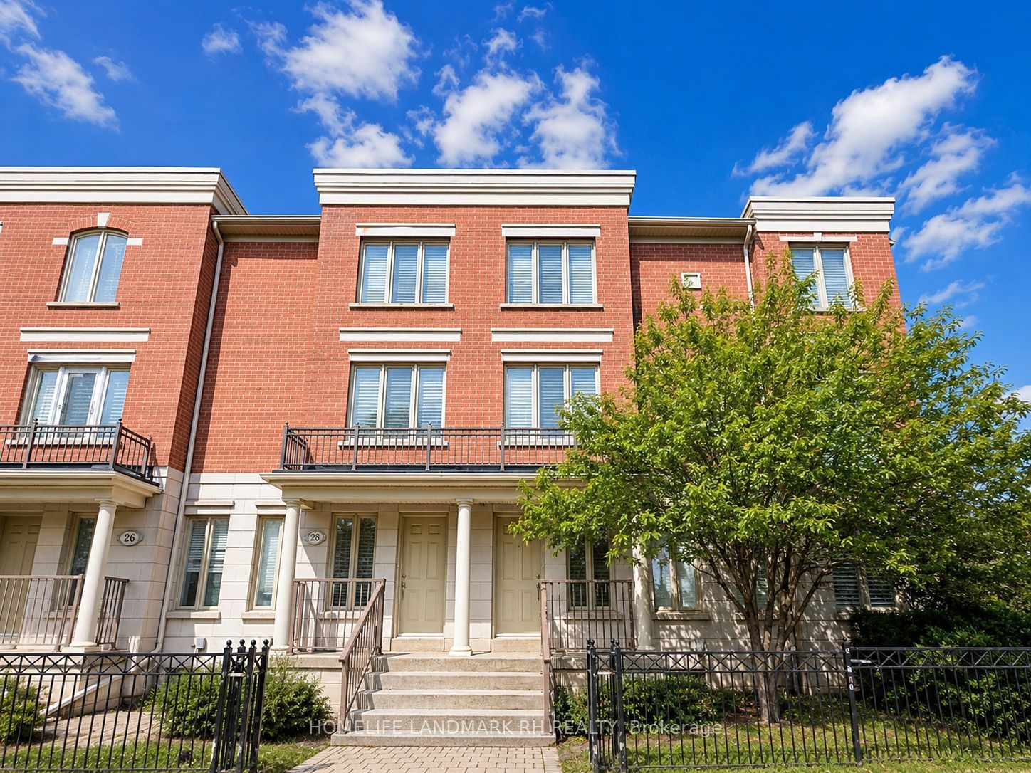 30 TIMES Avenue, Markham, ON L3T 0A3 photo 2