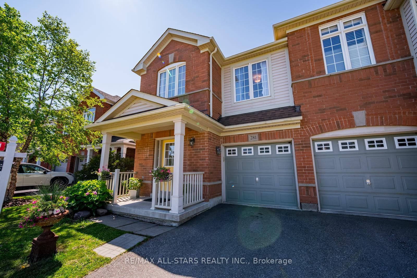 281 Reeves Way Boulevard, Whitchurch-Stouffville, ON L4A 0H7 photo 2