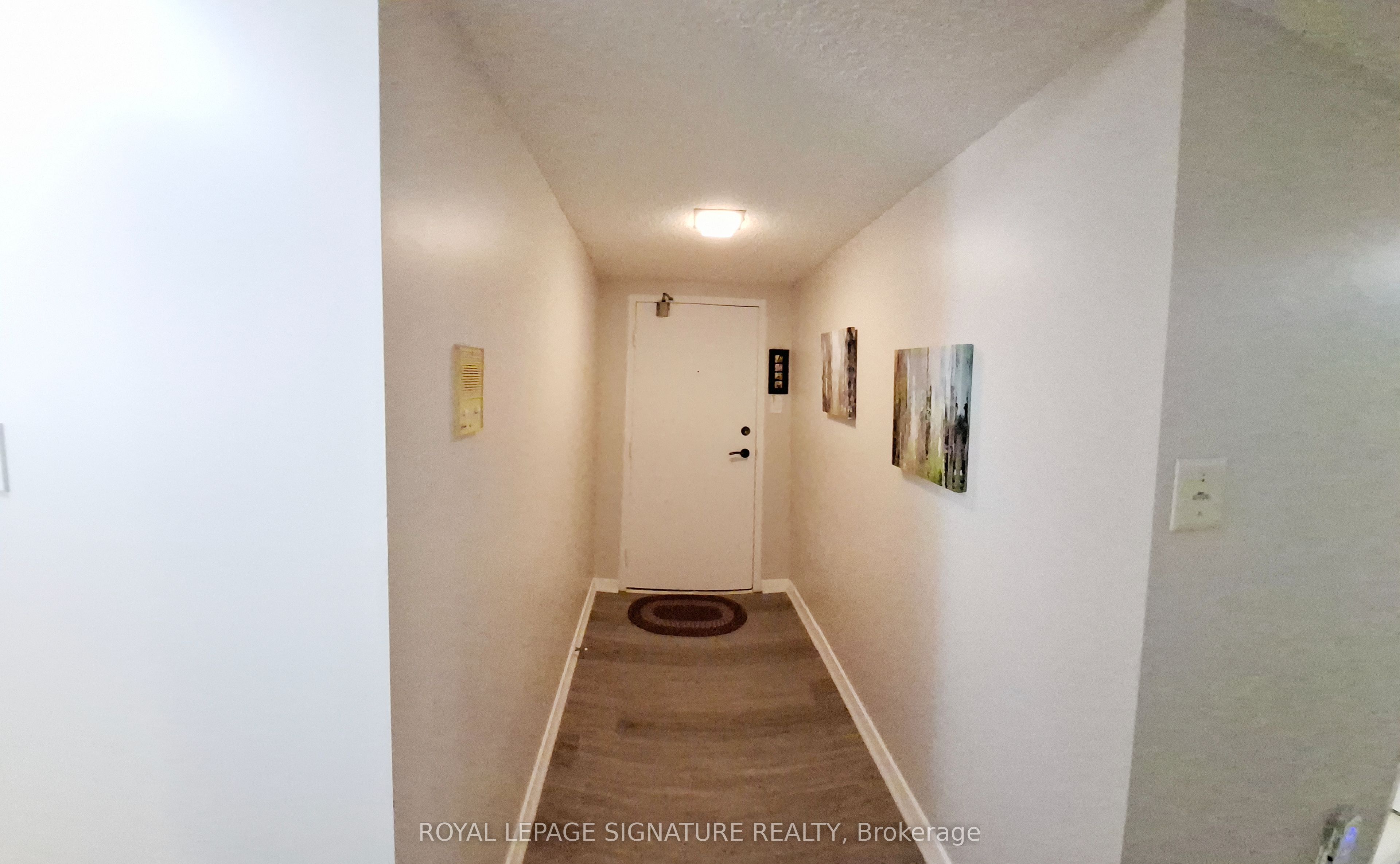 60 INVERLOCHY Boulevard 1210, Markham, ON L3T 4T7 photo 3
