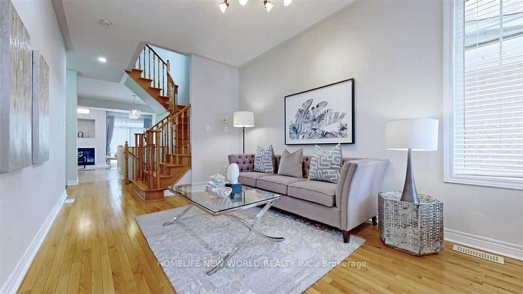 52 Mantle Avenue, Whitchurch-Stouffville, ON L4A 0M5 photo 3