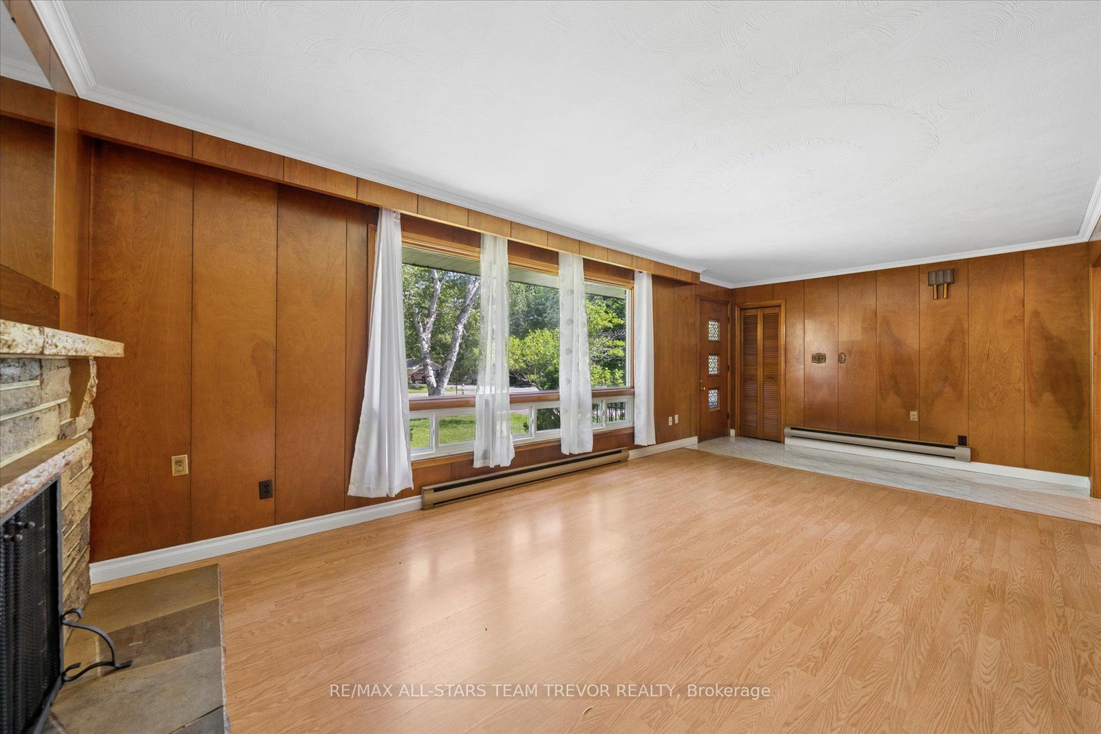 18 Garrett Drive, Georgina, ON L0E 1R0 photo 5