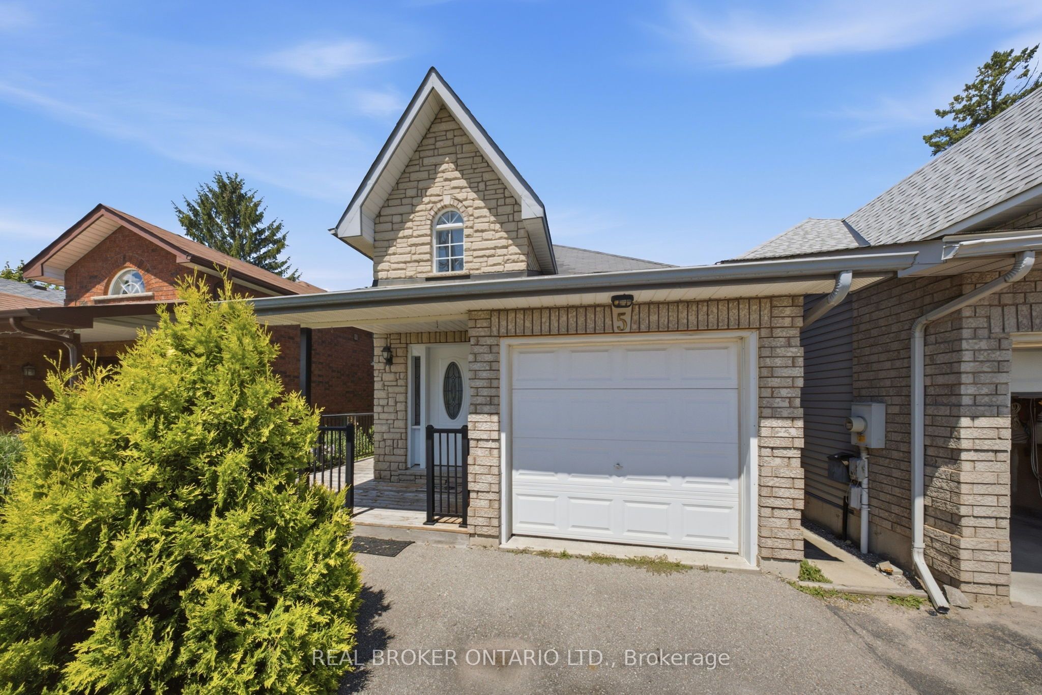 5 John Harvey Street, Uxbridge, ON L9P 1C3 photo 3