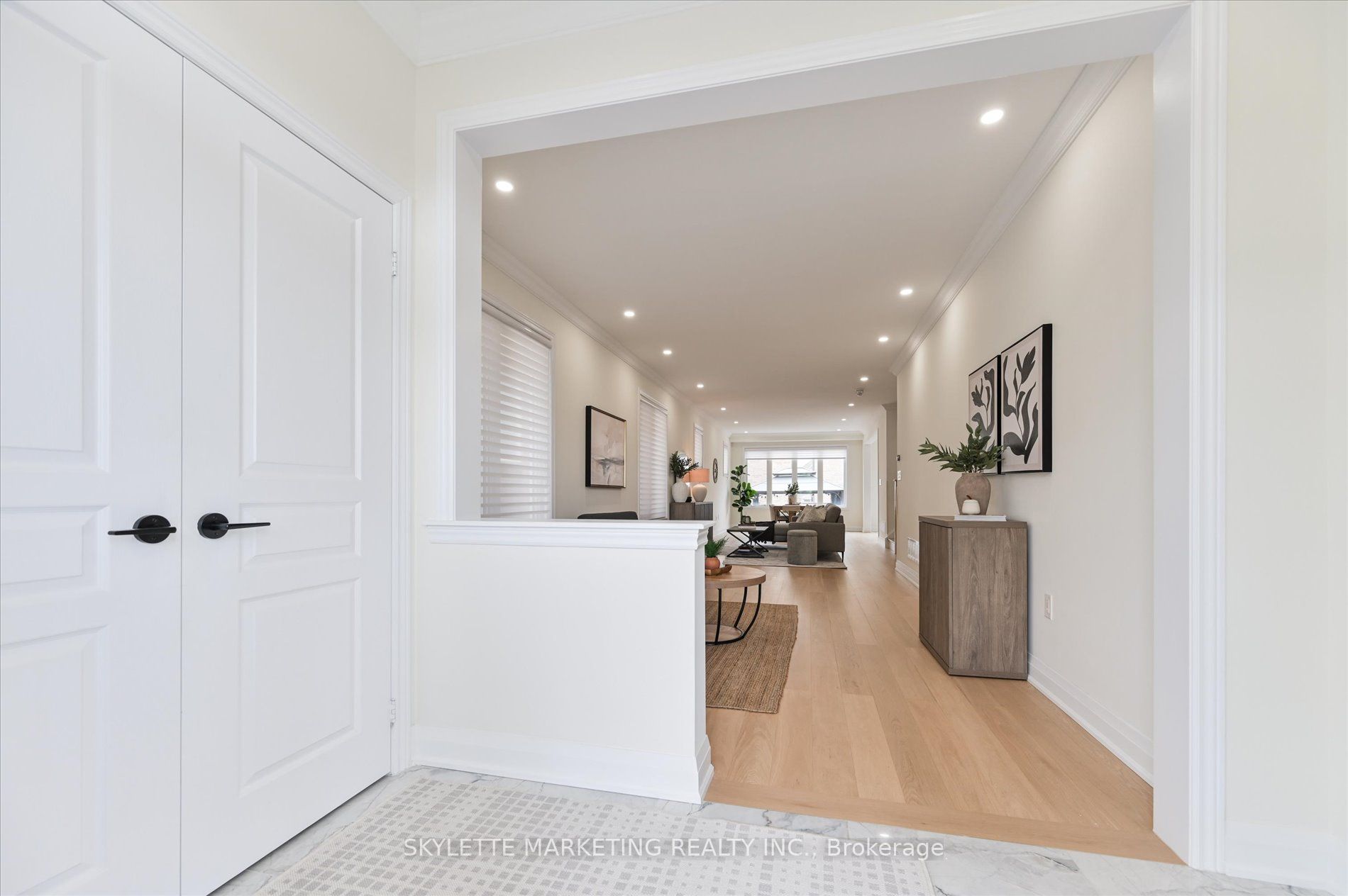 38 Russell Parker Crescent, Aurora, ON L4G 0V5 photo 5