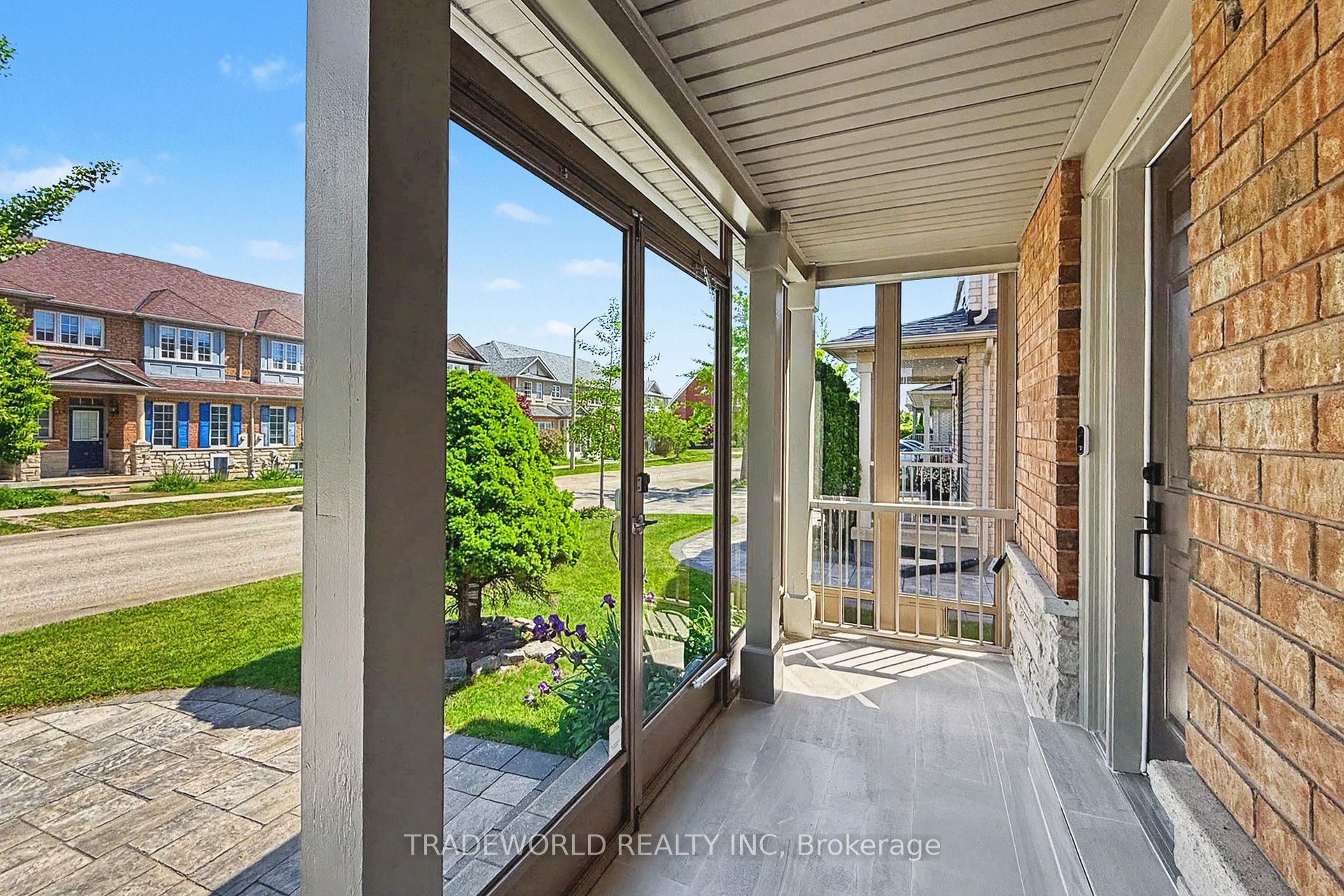 25 Bassett Avenue, Richmond Hill, ON L4B 4J9 photo 5