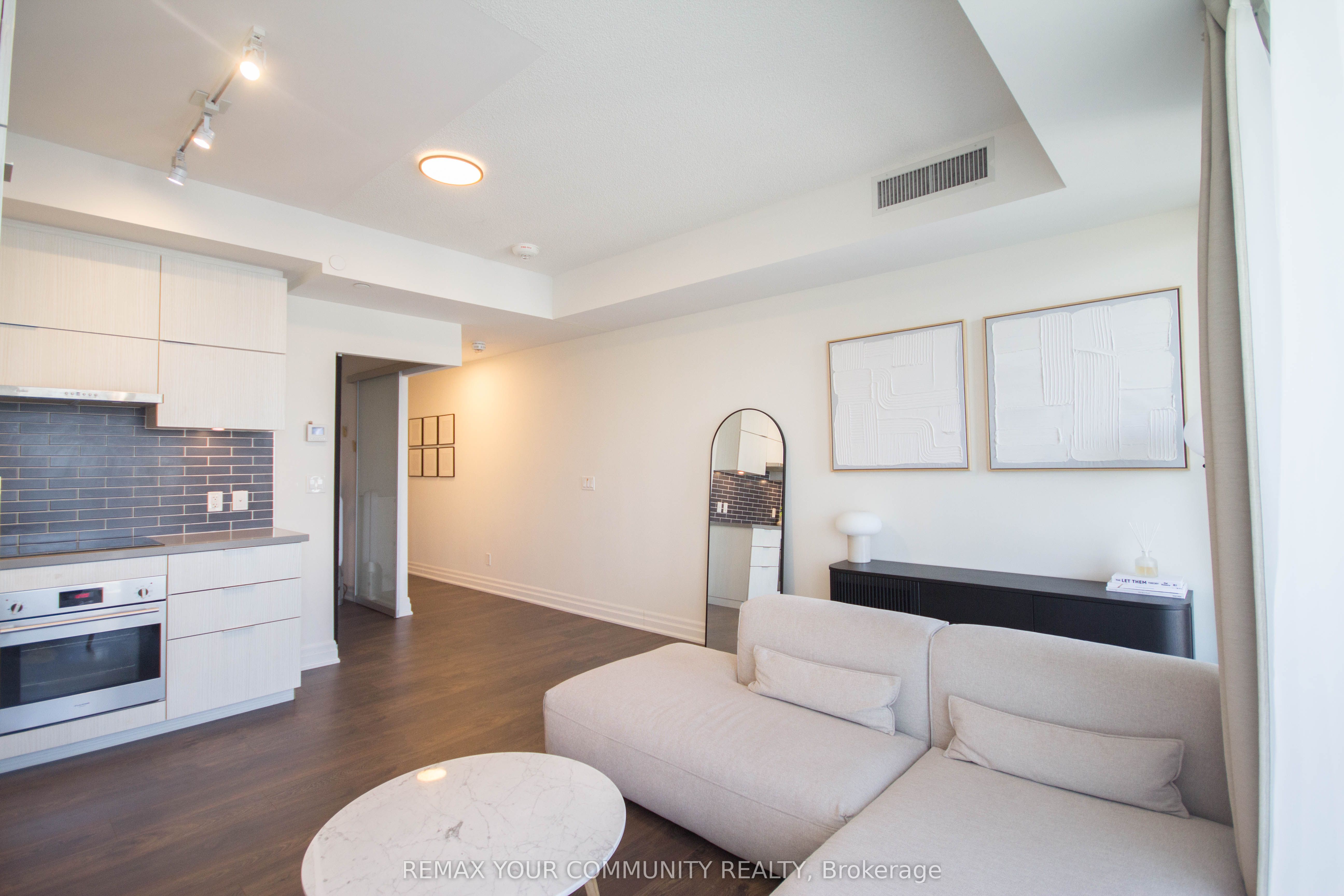 10 Rouge Valley Drive W 1005, Markham, ON L6G 0G9 photo 4