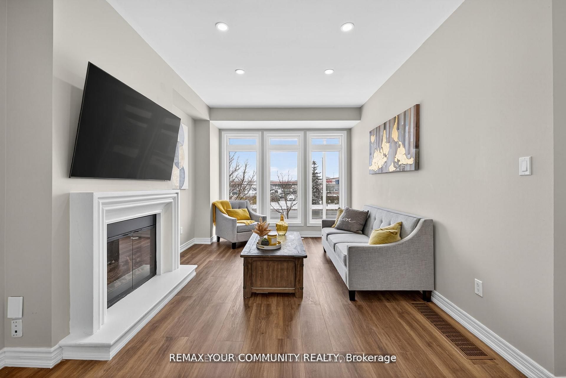 193 Zokol Drive, Aurora, ON L4G 0B8 photo 3