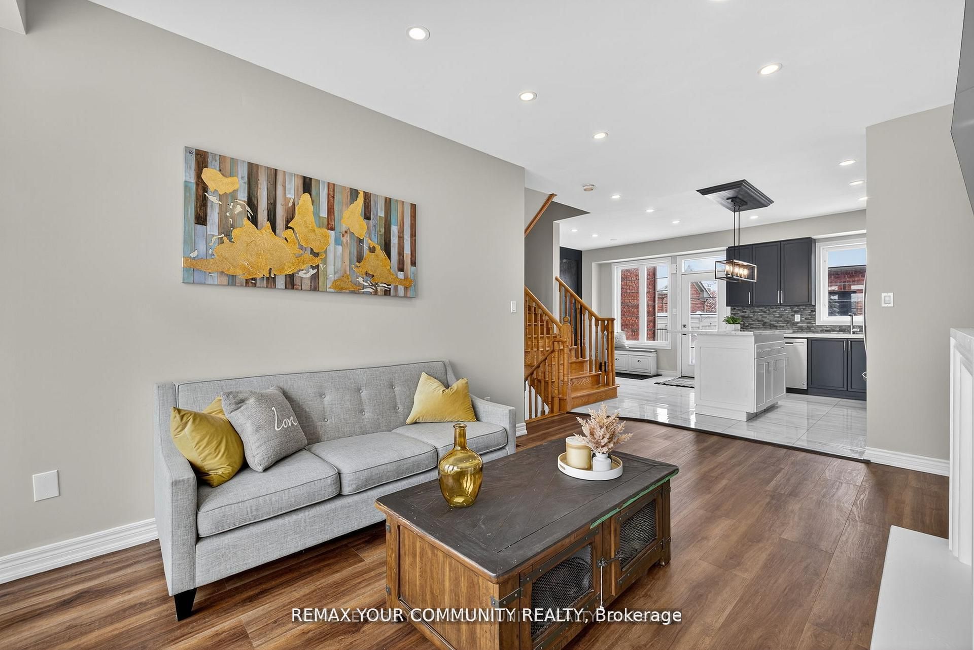 193 Zokol Drive, Aurora, ON L4G 0B8 photo 5