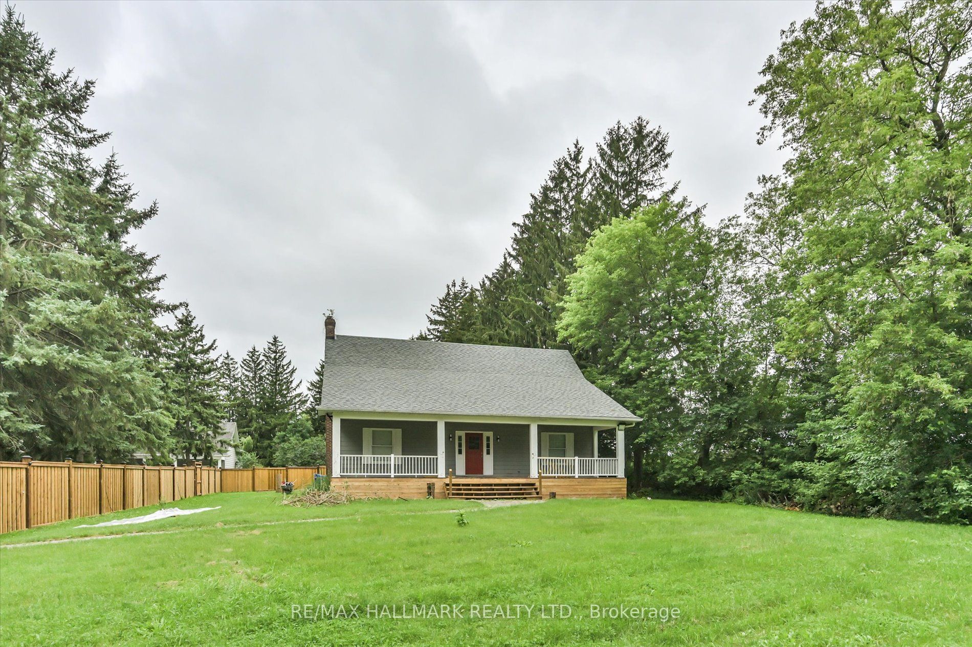 13918 Leslie Street E, Aurora, ON L4G 7C8