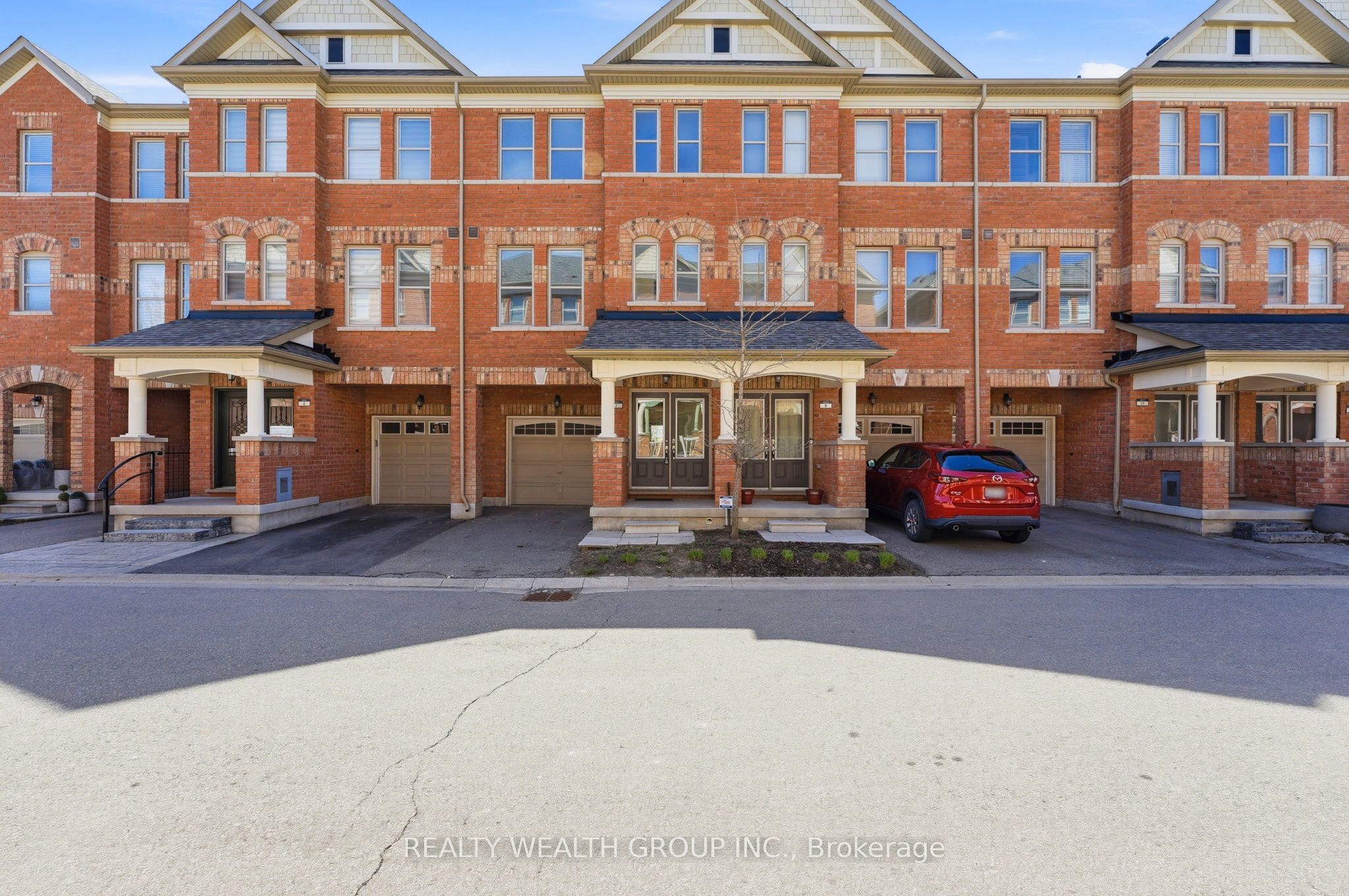 7 City Park Circle, Vaughan, ON L4L 0H2 photo 2