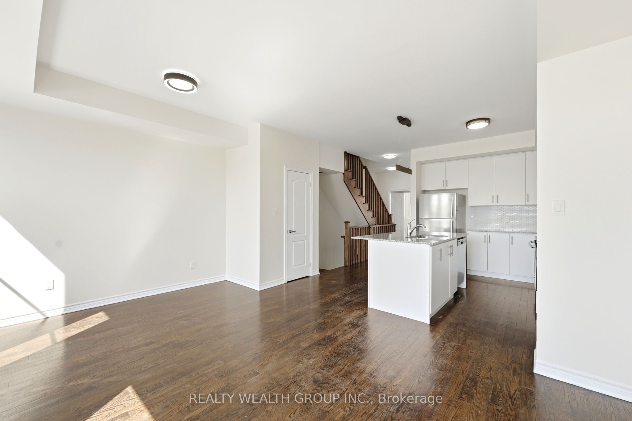 7 City Park Circle, Vaughan, ON L4L 0H2 photo 4
