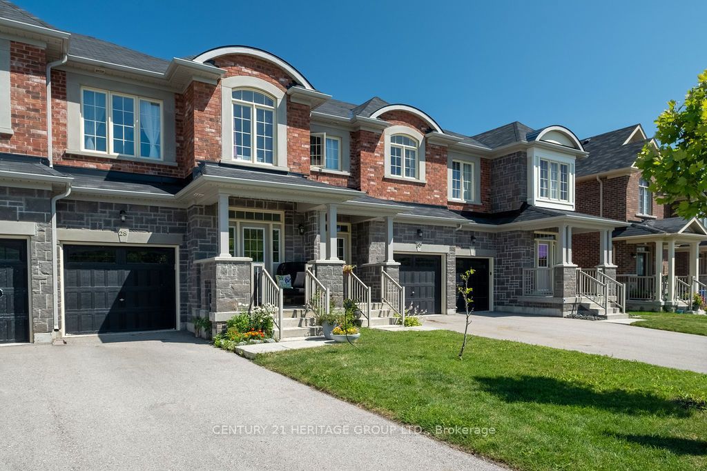 28 Cupples Farm Lane, East Gwillimbury, ON L0G 1M0 photo 3