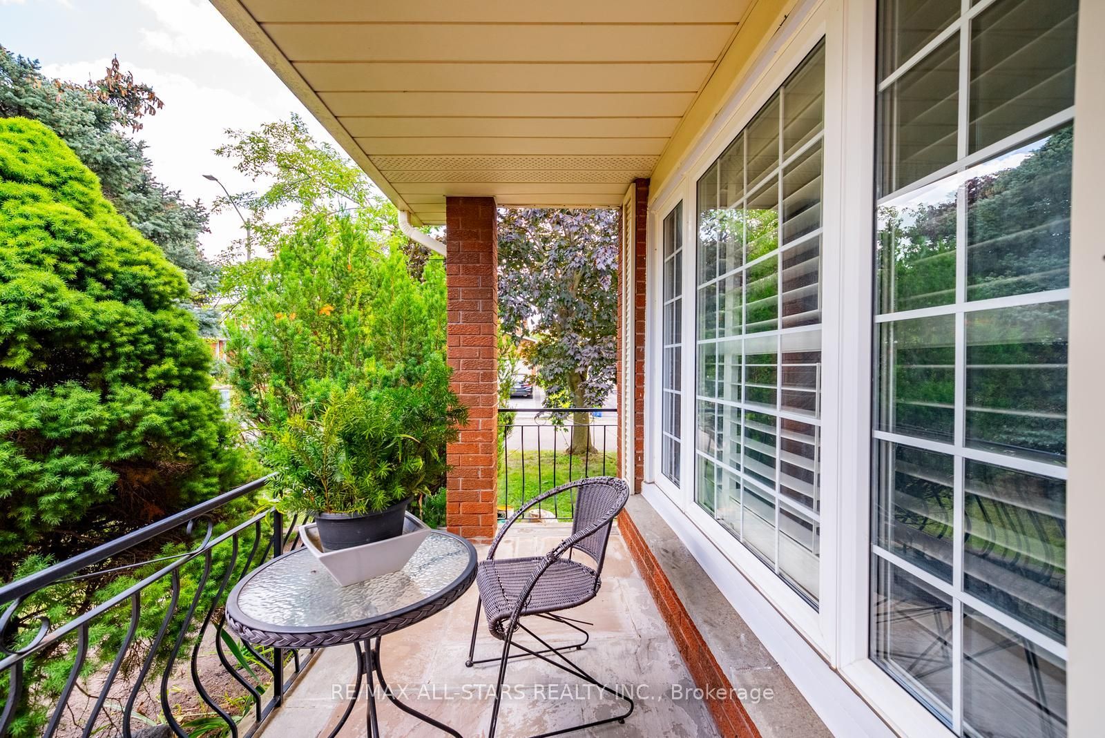 112 Jimston Drive, Markham, ON L3R 6R1 photo 4