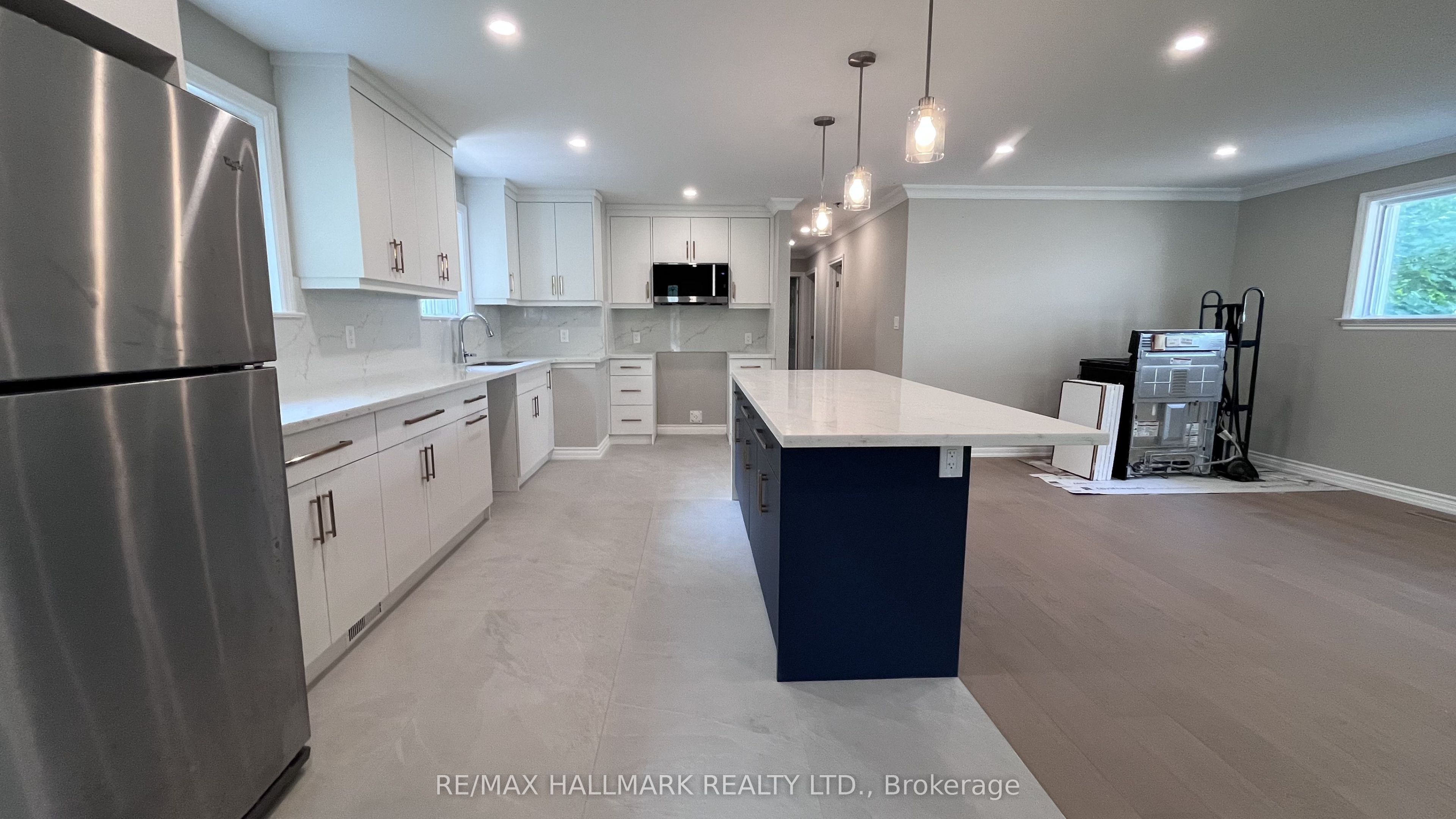 758 Botany Hill Crescent, Newmarket, ON L3Y 3A8 photo 4