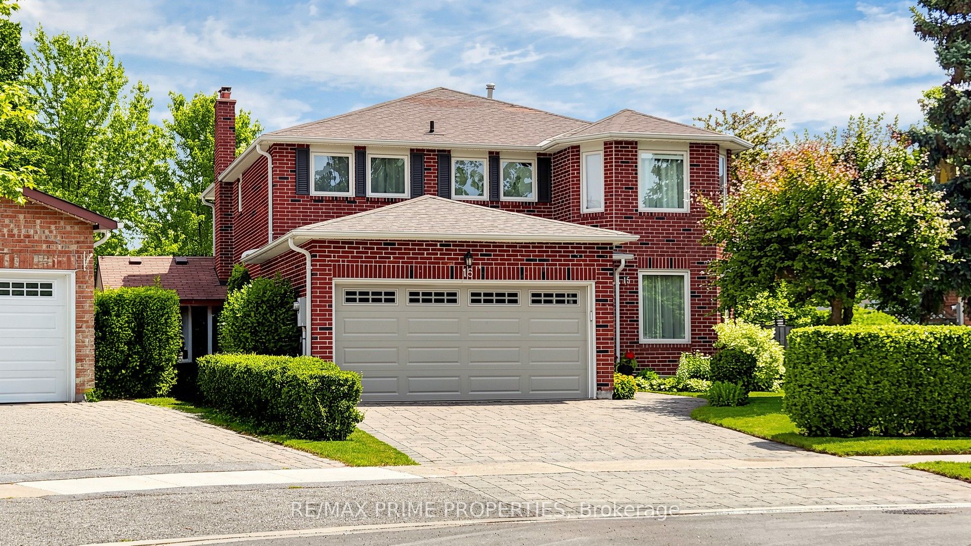15 Marsh Street, Richmond Hill, ON L4C 7P5 photo 3