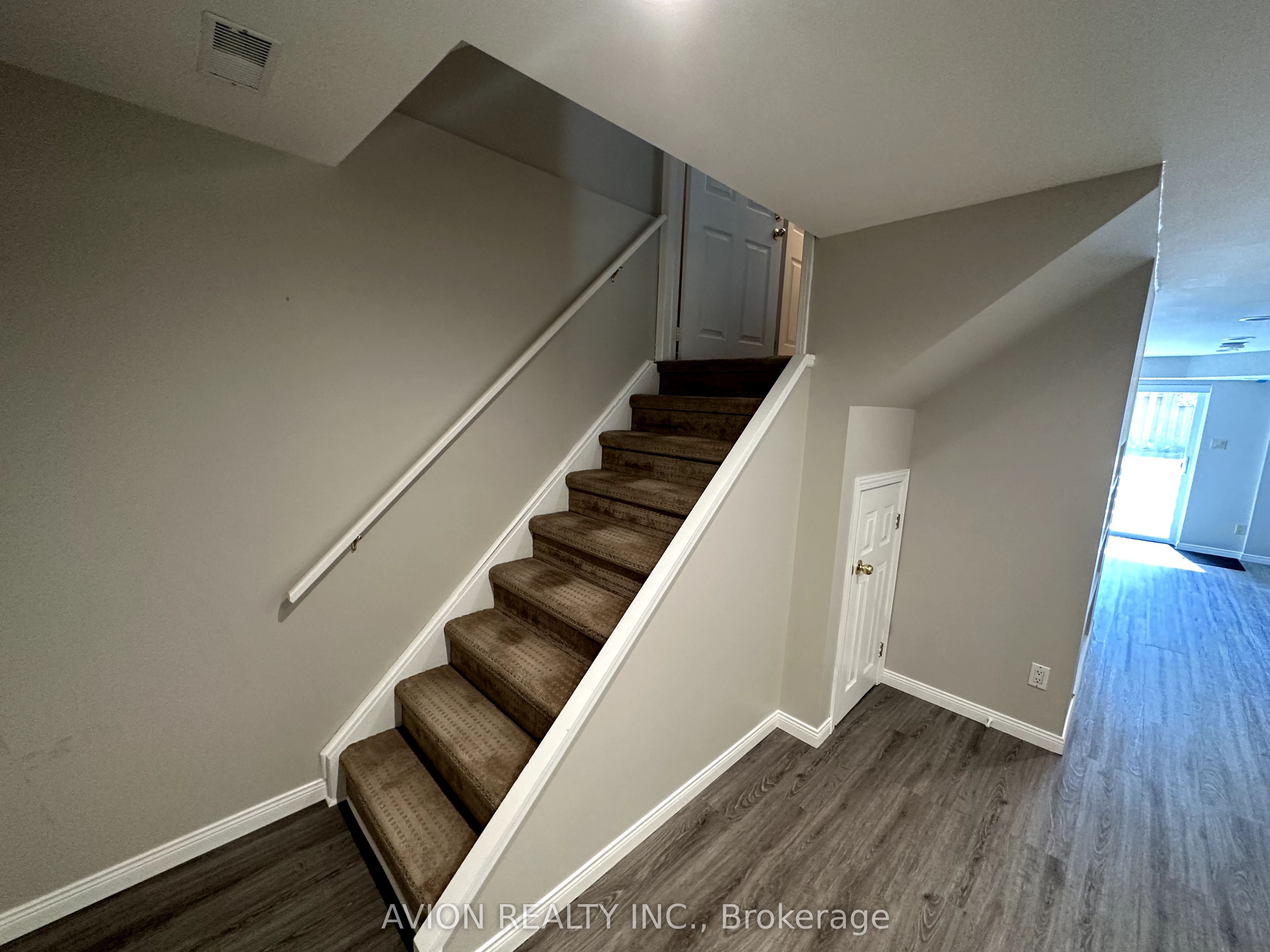 38 Rush Road BSMT, Aurora, ON L4G 7G5 photo 5